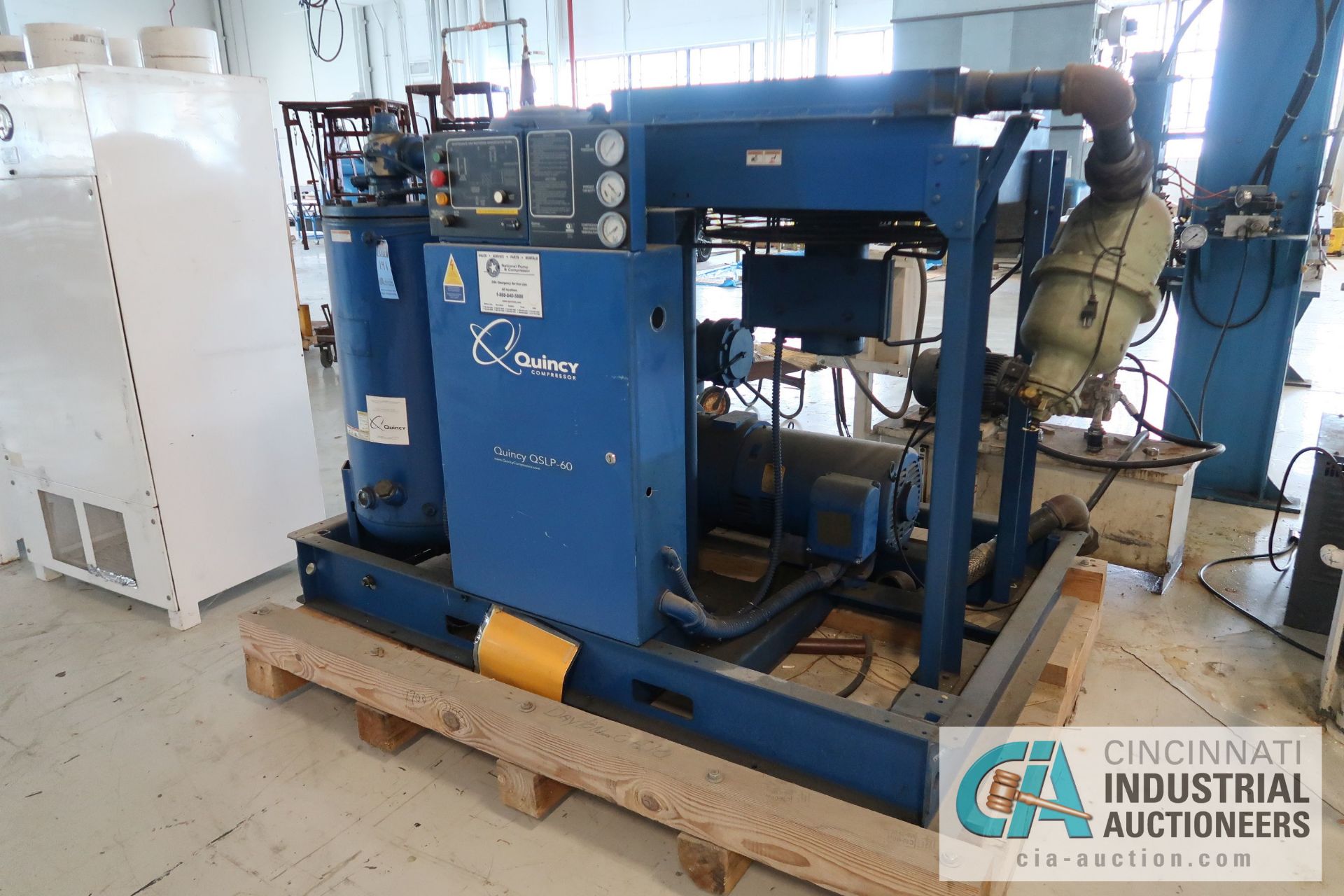 60 HP QUINCY MODEL QSLP-60 AIR COMPRESSOR; S/N UN052770, 15,700 HOURS (2005) - Image 2 of 8