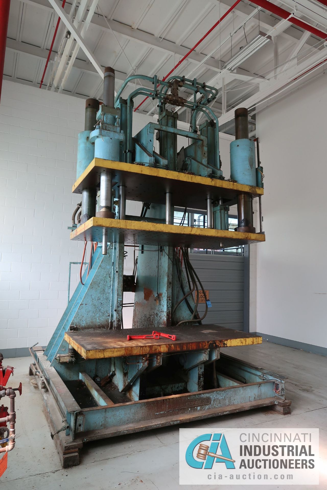 200 TON ADMIRAL EQUIPMENT CO. HYDRAULIC BOOKING PRESS FOR COMPOSITE MOLDING, RTM, PRE-PREG; 48" X - Image 2 of 11