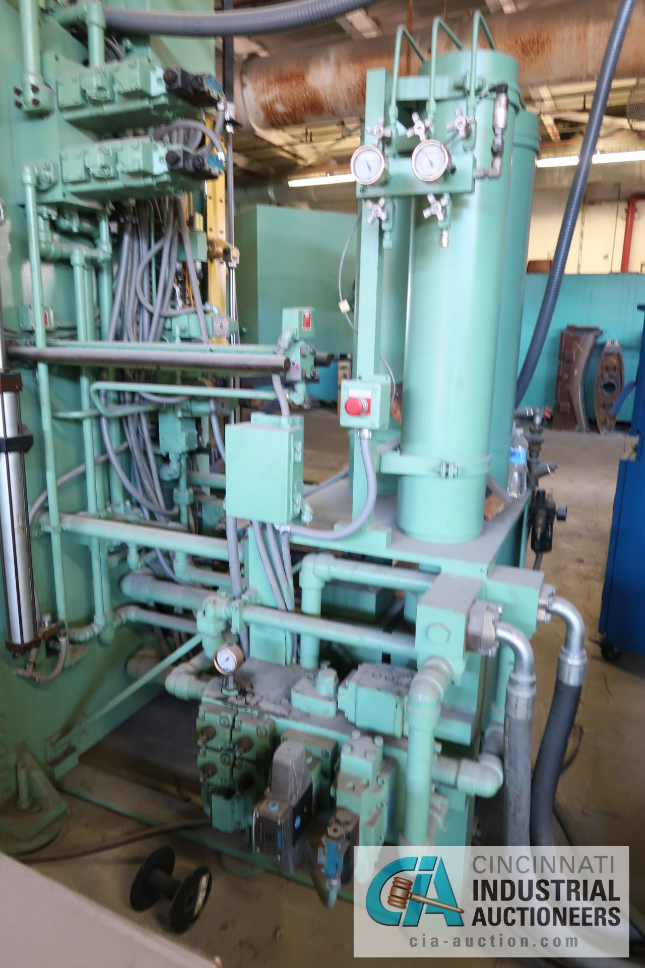 **100 TON THT MODEL INDEX VERTICAL DIE CAST MACHINE; S/N 3913, CTC CONTROL, AEC GLACIER SERIES - Image 20 of 28