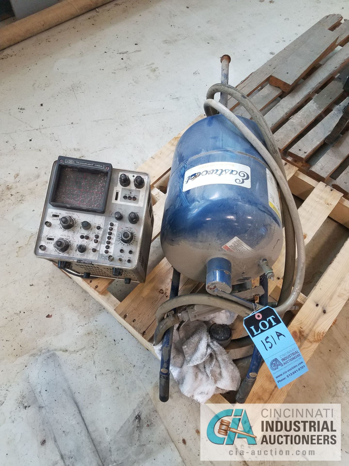 (LOT) MISCELLANEOUS EQUIPMENT INCLUDING SHAKER, (2) PROPANE HEATERS, ABRASIVE BLAST POD, - Image 3 of 4