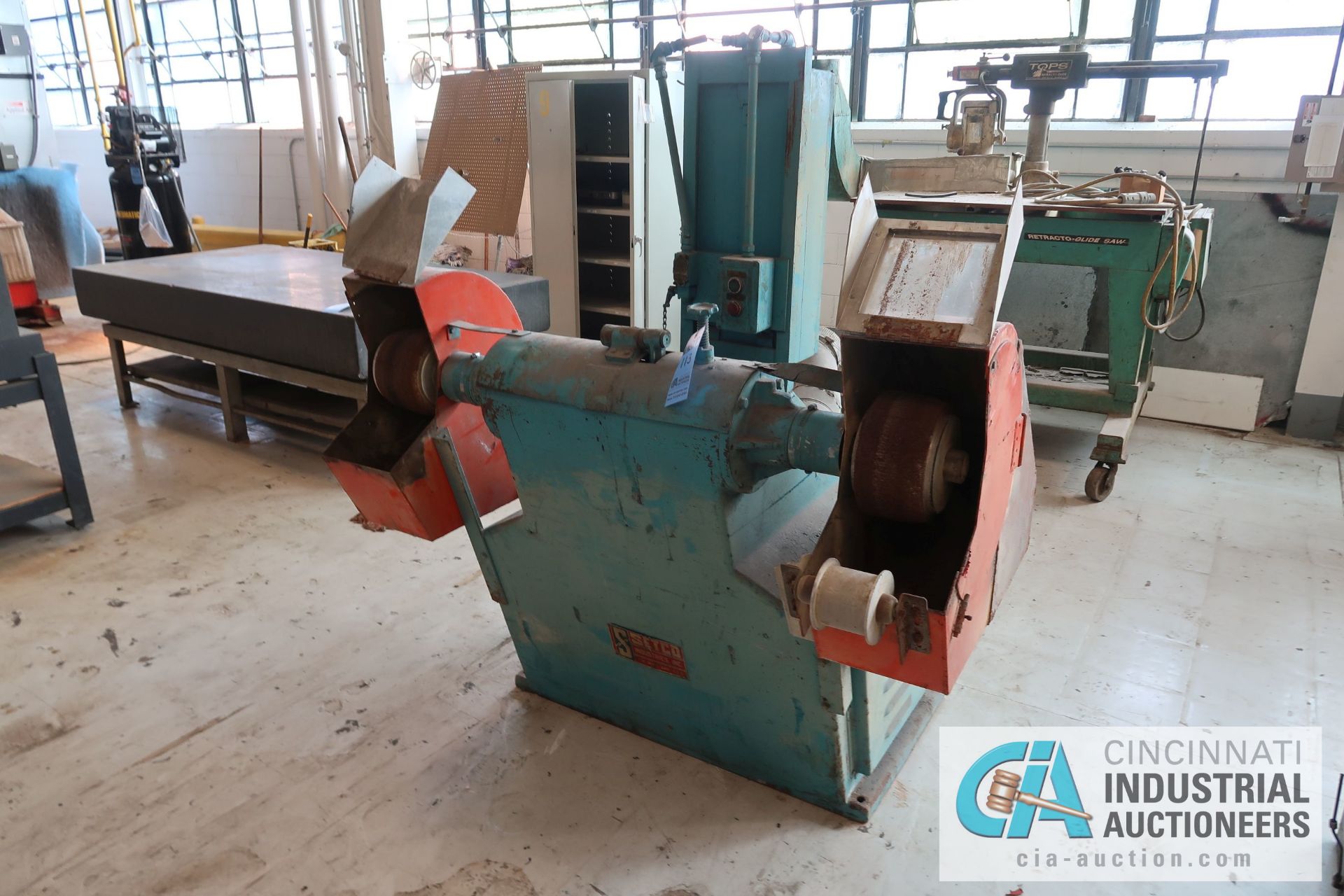 SETCO DE GRINDER WITH FUME / DUST HOOD, 6" WHEEL WIDTH - Image 2 of 5