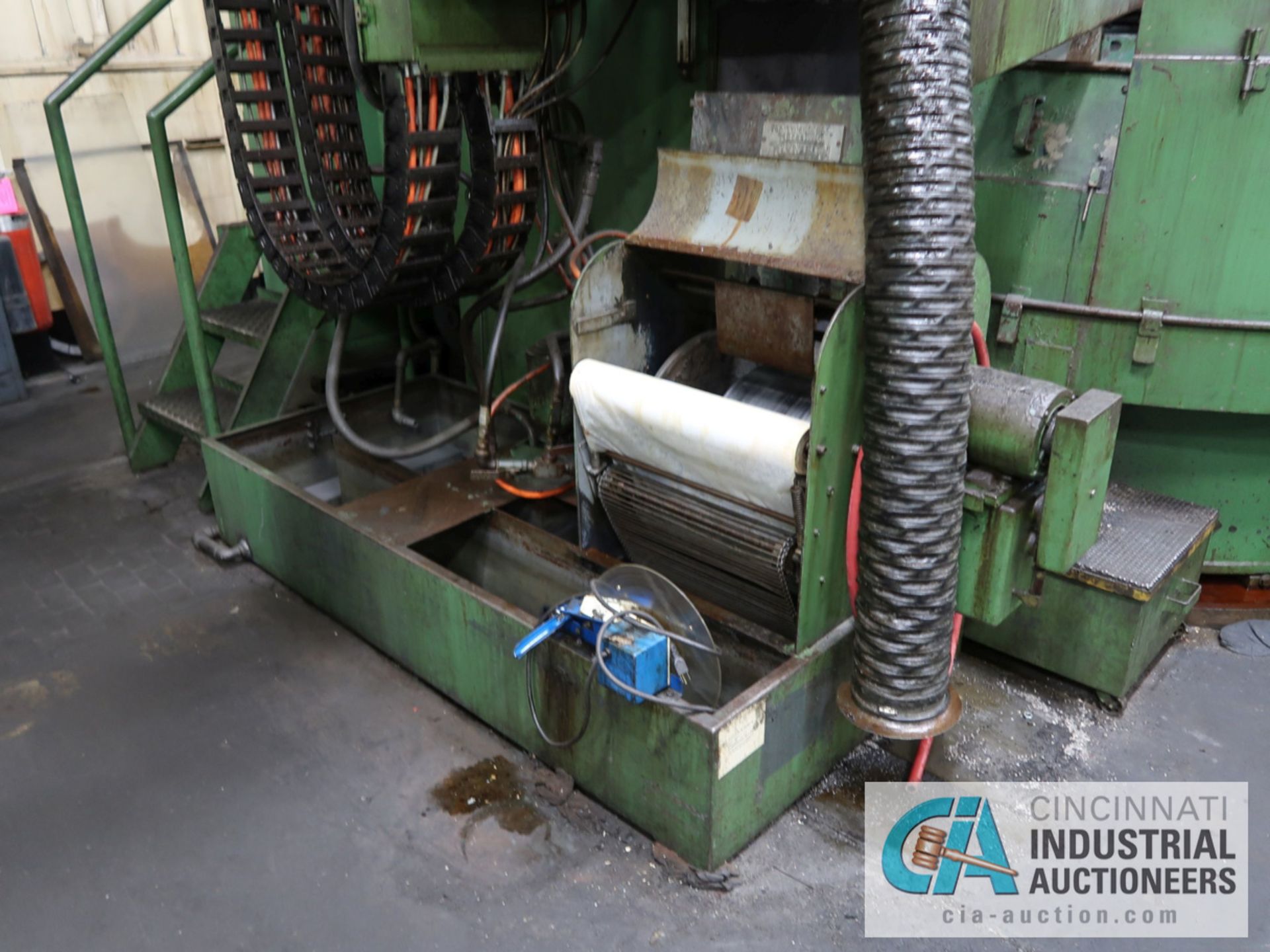 62” HEALD CINCINNATI MILACRON FOUR-AXIS VERTICAL UNIVERSAL CNC GRINDER W/ SIDE GRINDING SPINDLE; - Image 21 of 22