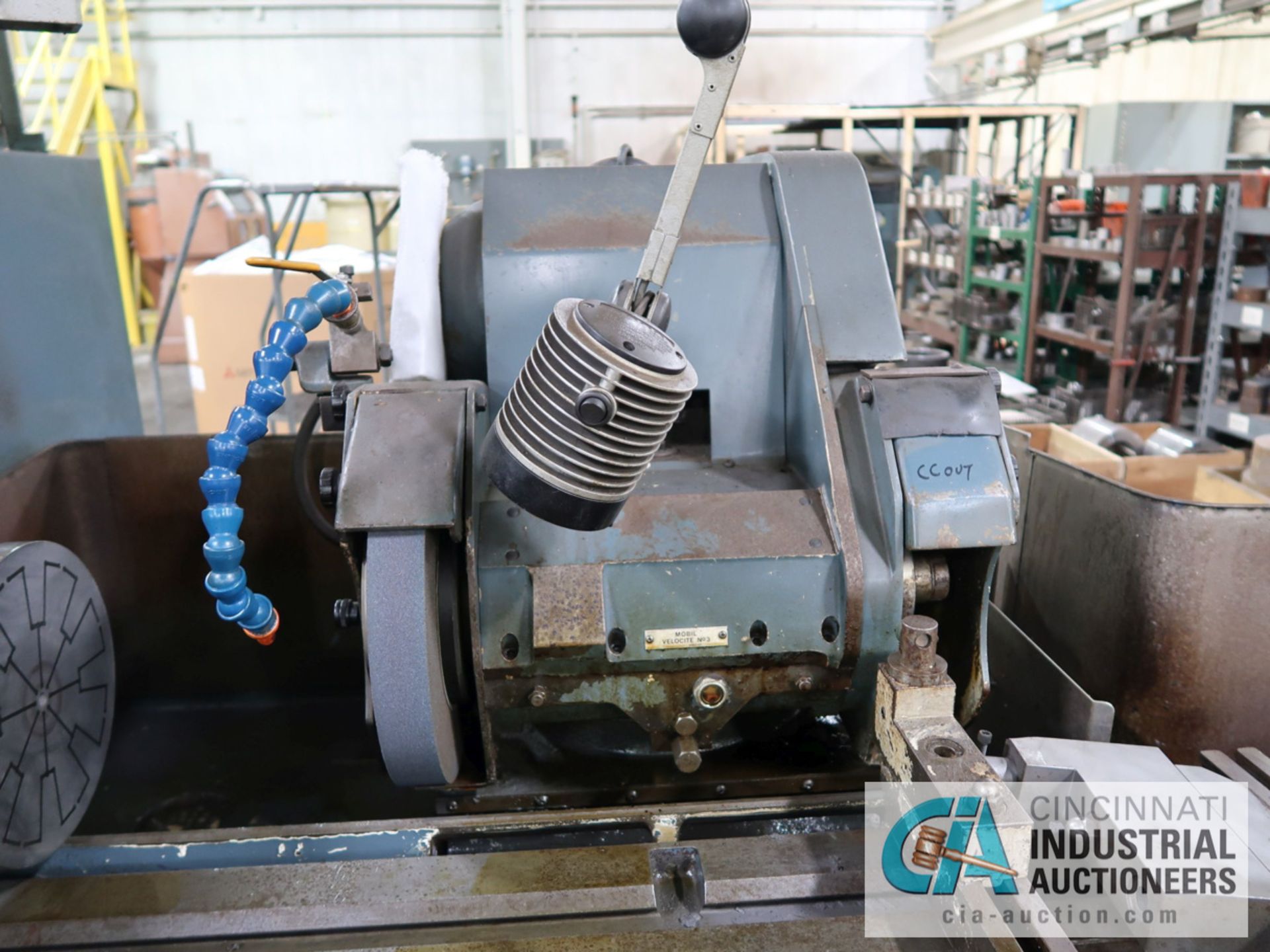 10" X 40" JONES SHIPMAN MODEL 1305 UNIVERSAL O.D. CYLINDRICAL GRINDER; S/N B013737, (2) WHEEL HEADS, - Image 8 of 11