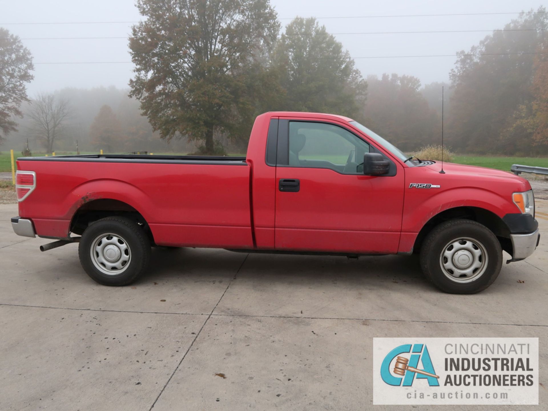 2010 FORD F-150 PICK UP TRUCK; VIN # 1FTMF1CW3AKE02719, 4.62 TRITON GAS ENGINE, AUTOMATIC - Image 4 of 12