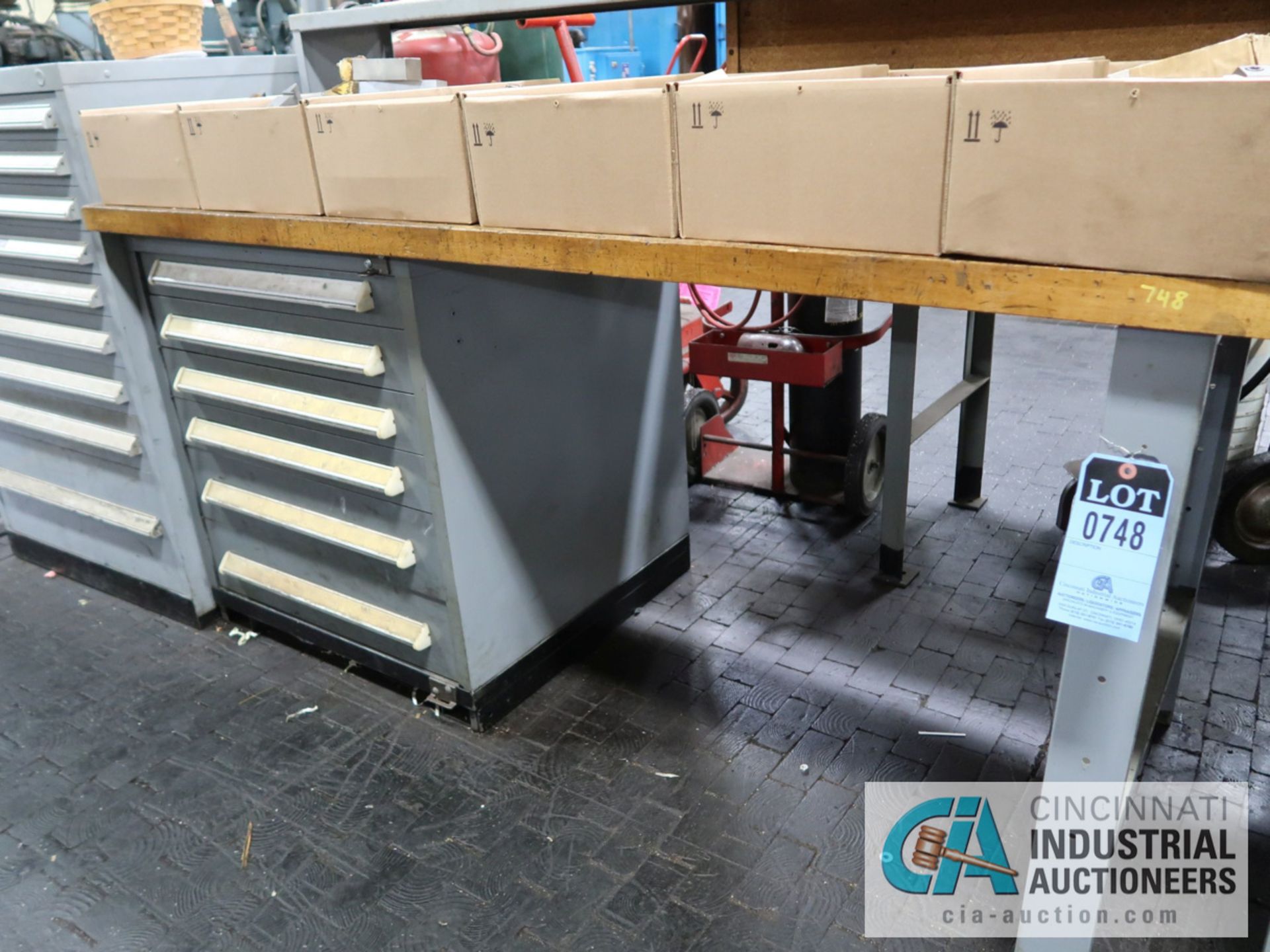 72" X 30" 6-DRAWER BENCH WITH MISC. TOOLING - Image 3 of 3