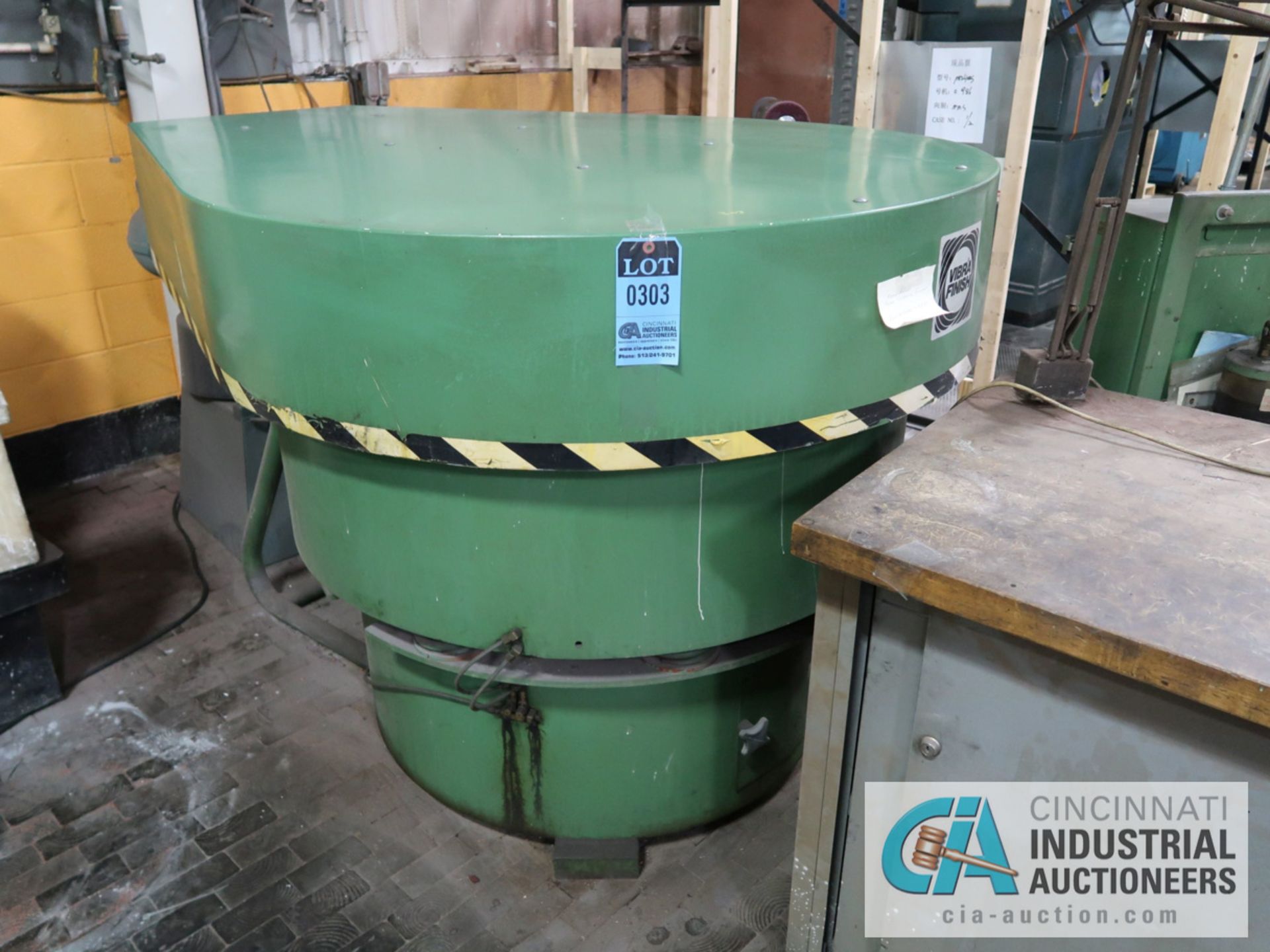 VIBRA-FINISH MODEL VF7 VIBRATORY FINISHING BOWL; S/N 7693, PB CONTROL