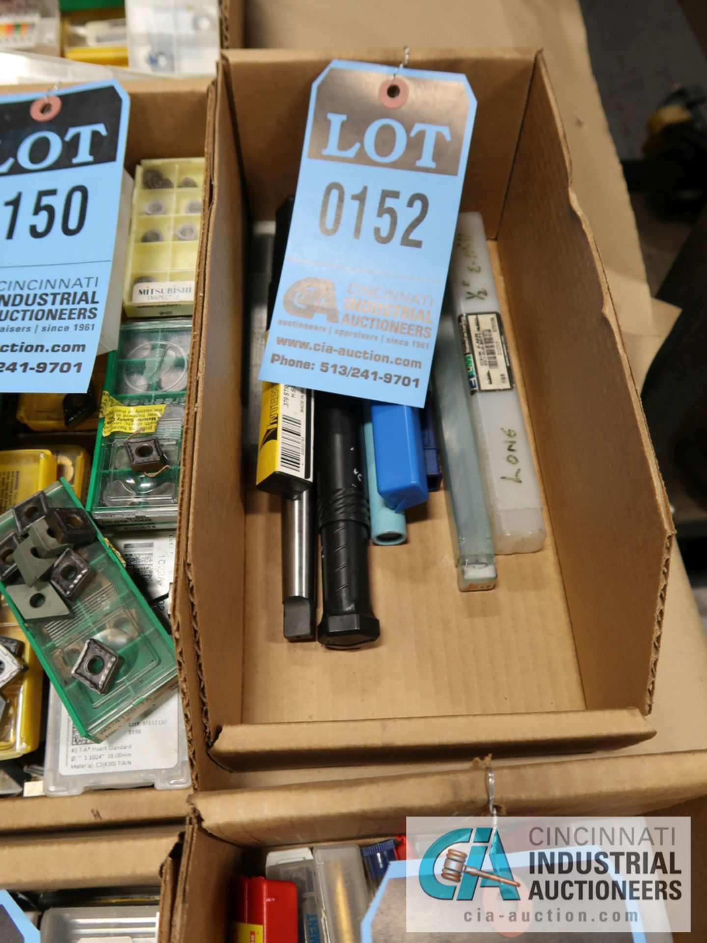 (LOT) ASSORTED PERISHABLE TOOLING