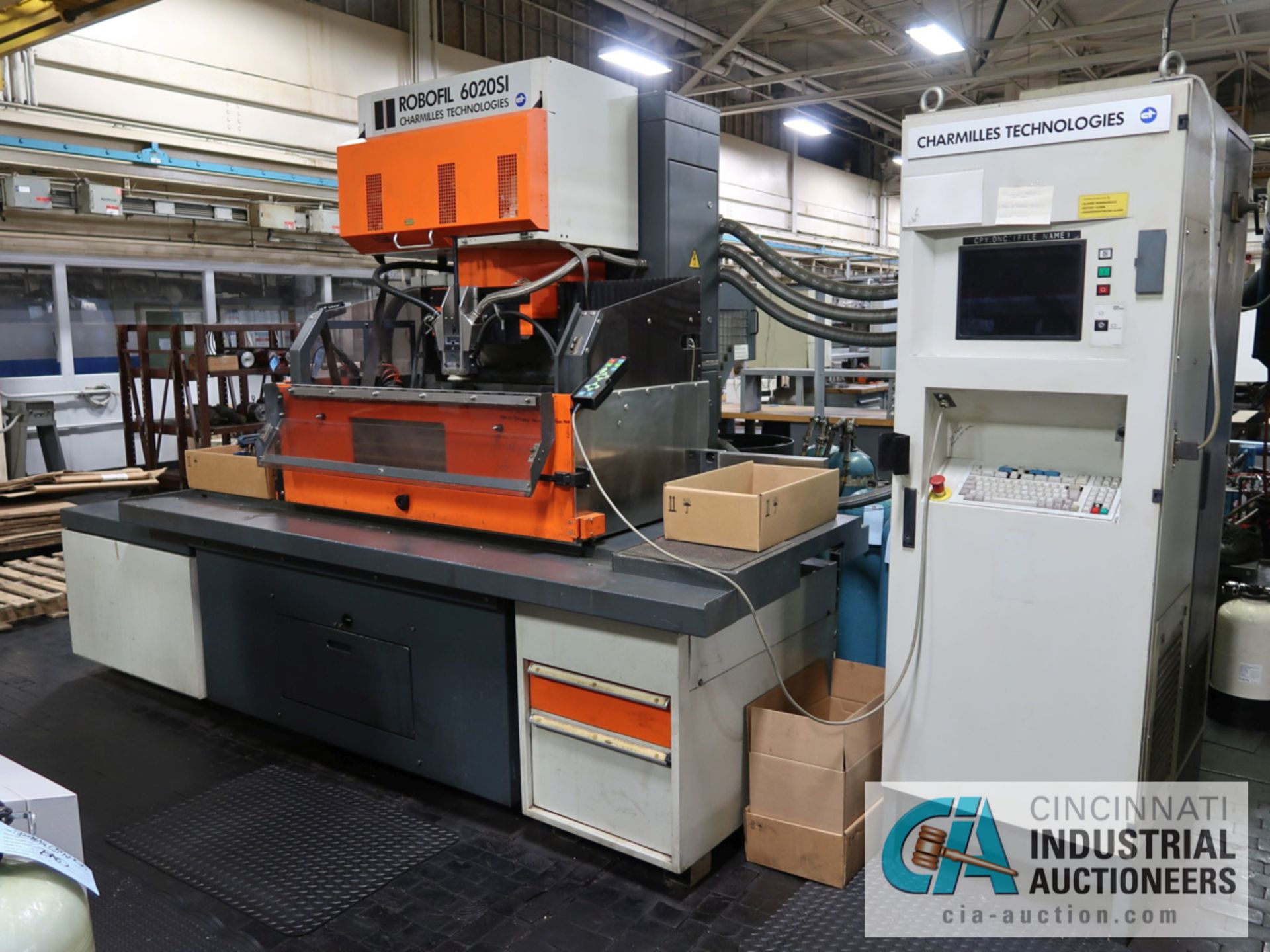 CHARMILLES MODEL ROBOFIL 6020SI CNC WIRE EDM; S/N 193576 (1998), CHARMILLES TYPE GENERATOR CONTROL & - Image 2 of 19