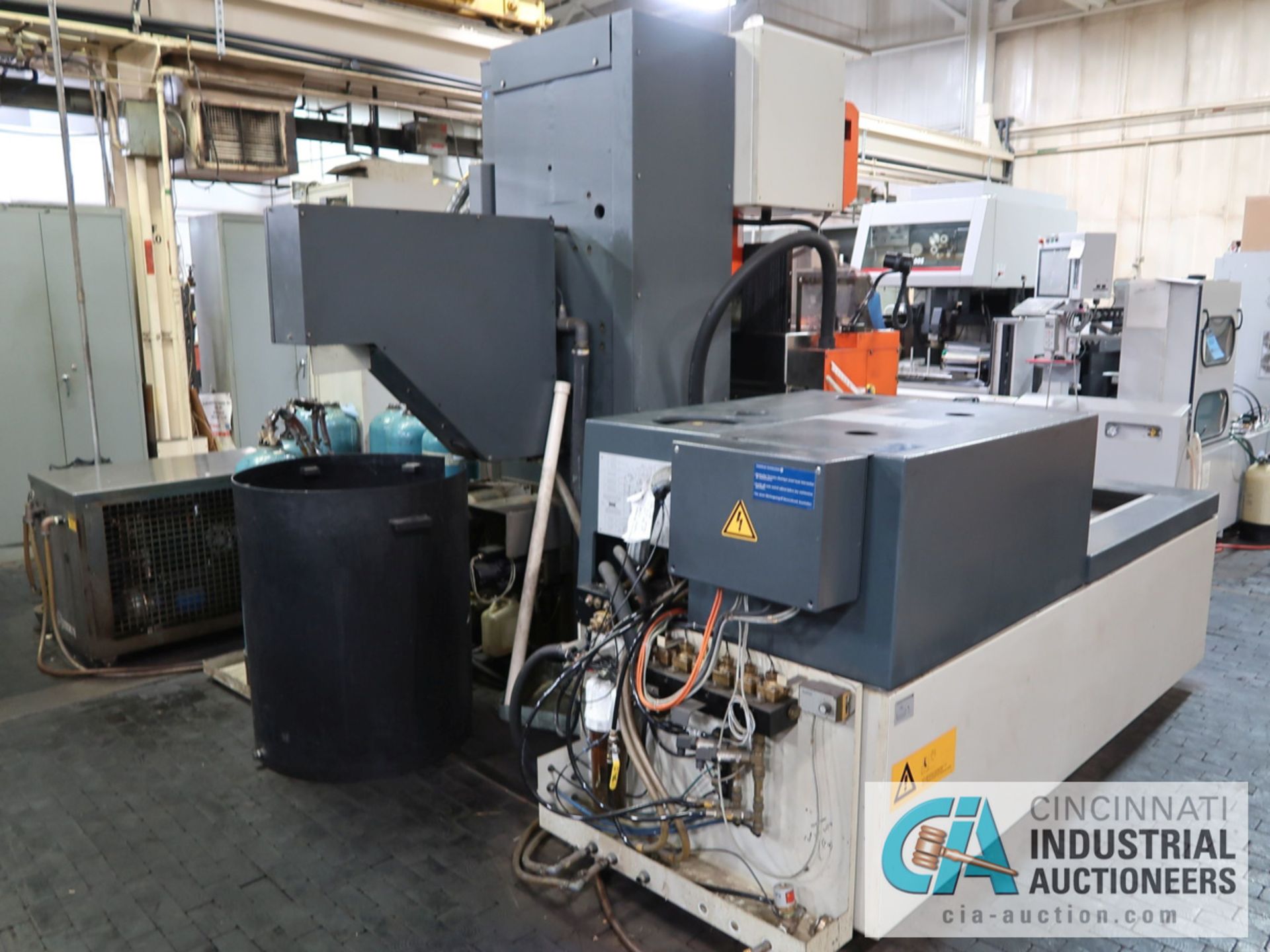 CHARMILLES MODEL ROBOFIL 6020SI CNC WIRE EDM; S/N 193576 (1998), CHARMILLES TYPE GENERATOR CONTROL & - Image 4 of 19