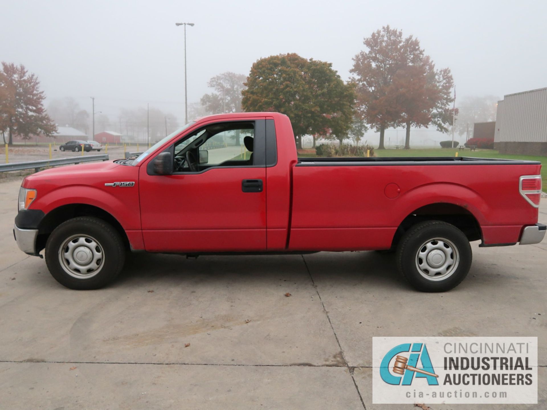 2010 FORD F-150 PICK UP TRUCK; VIN # 1FTMF1CW3AKE02719, 4.62 TRITON GAS ENGINE, AUTOMATIC - Image 8 of 12