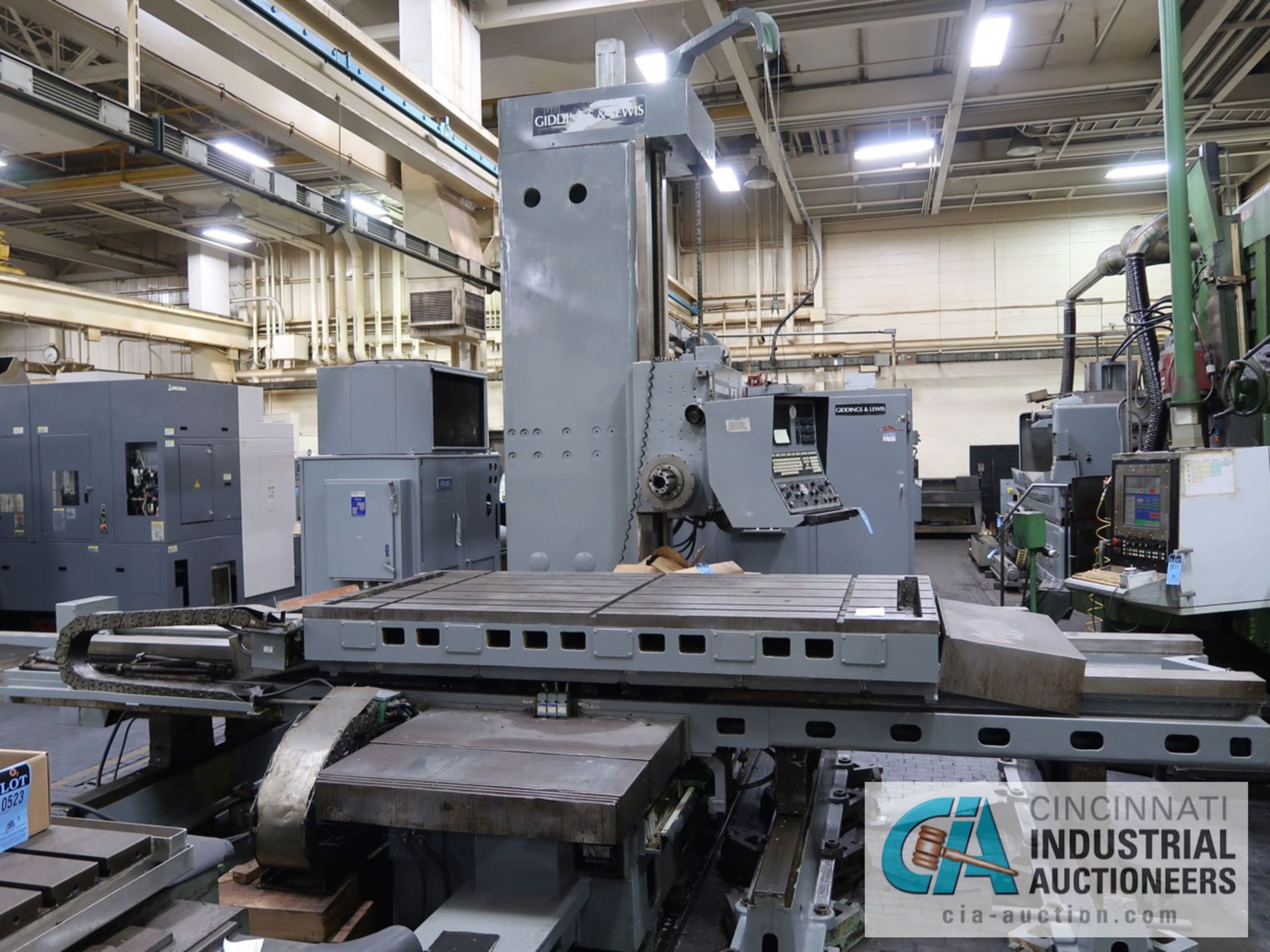 5" GIDDINGS & LEWIS MODEL PC-50 FOUR-AXIS CNC HORIZONTAL BORING MILL; S/N 445-1074, G&L NUMERIPATH - Image 2 of 12