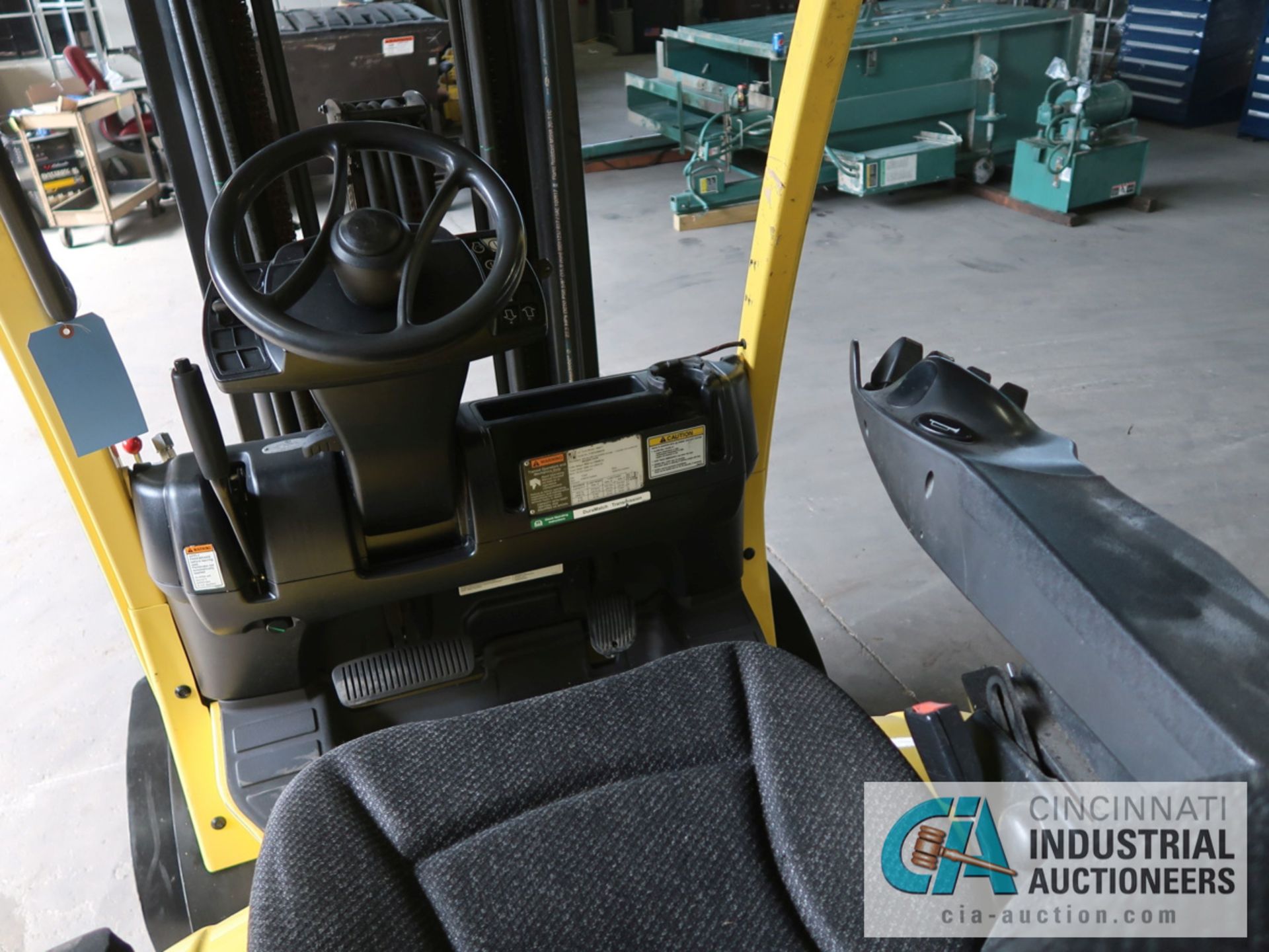 6,000 LB. HYSTER MODEL S60FT LP GAS SOLID TIRE LIFT TRUCK WITH 3-STAGE MAST, 187" LIFT HEIGHT, - Image 9 of 11