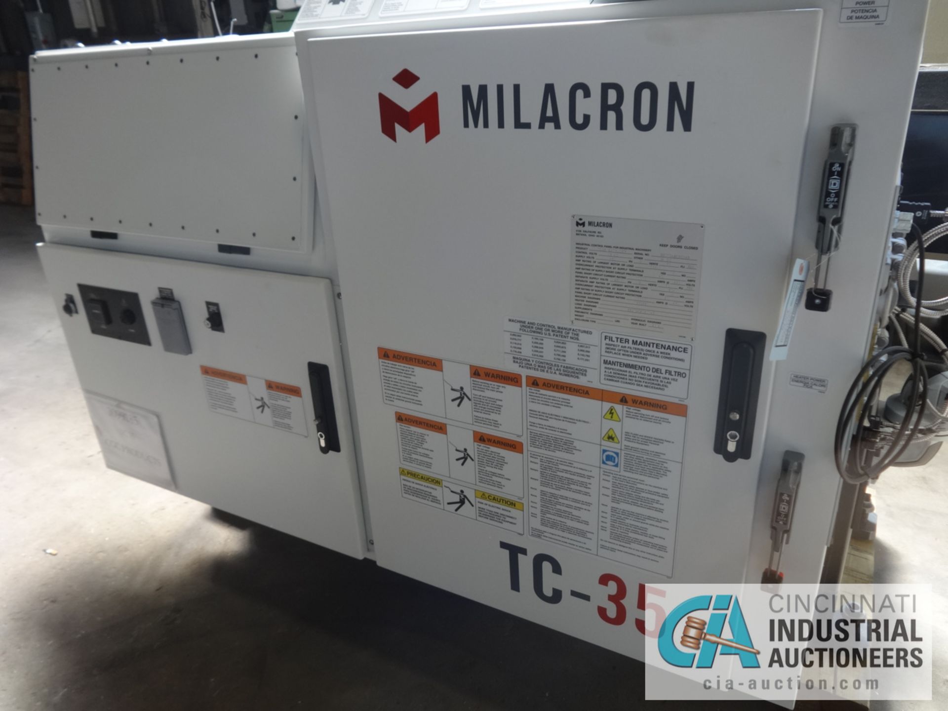 35 MM CINCINNATI MILACRON MODEL TC-35 CONICAL TWIN SCREW EXTRUDER; S/N E50TCAB08045, 22 HOURS - Image 29 of 49