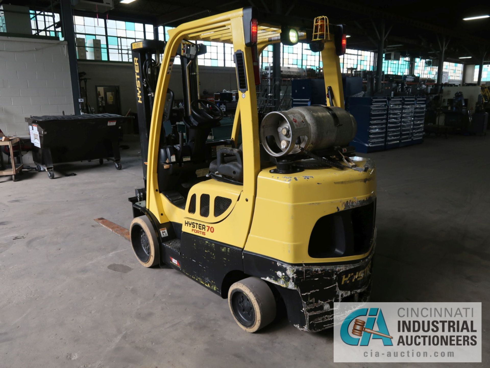7,000 LB. HYSTER MODEL S70FT LP GAS SOLID TIRE LIFT TRUCK WITH 2-STAGE MAST, 122" LIFT HEIGHT, - Image 7 of 11