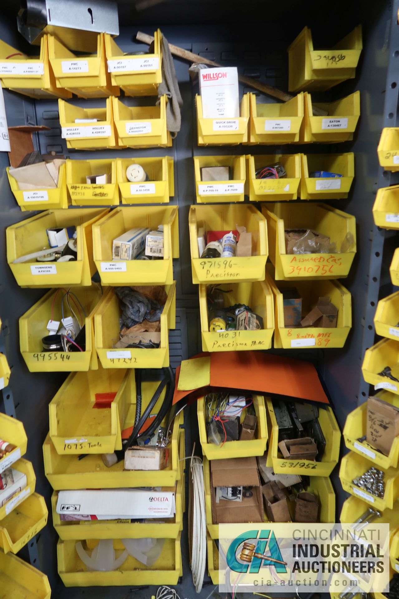 (LOT) MISCELLANEOUS ELECTRICAL AND HARDWARE WITH TWO-DOOR STRONGHOLD STYLE BIN CABINET - Image 3 of 5