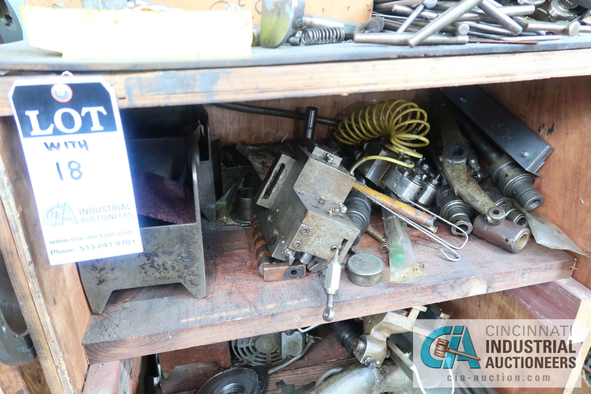 (LOT) LARGE ASSORTMENT MISCELLANEOUS DAVENPORT TOOLING, ATTACHMENTS, GEARS, CAMS AND OTHER RELATED - Image 9 of 21