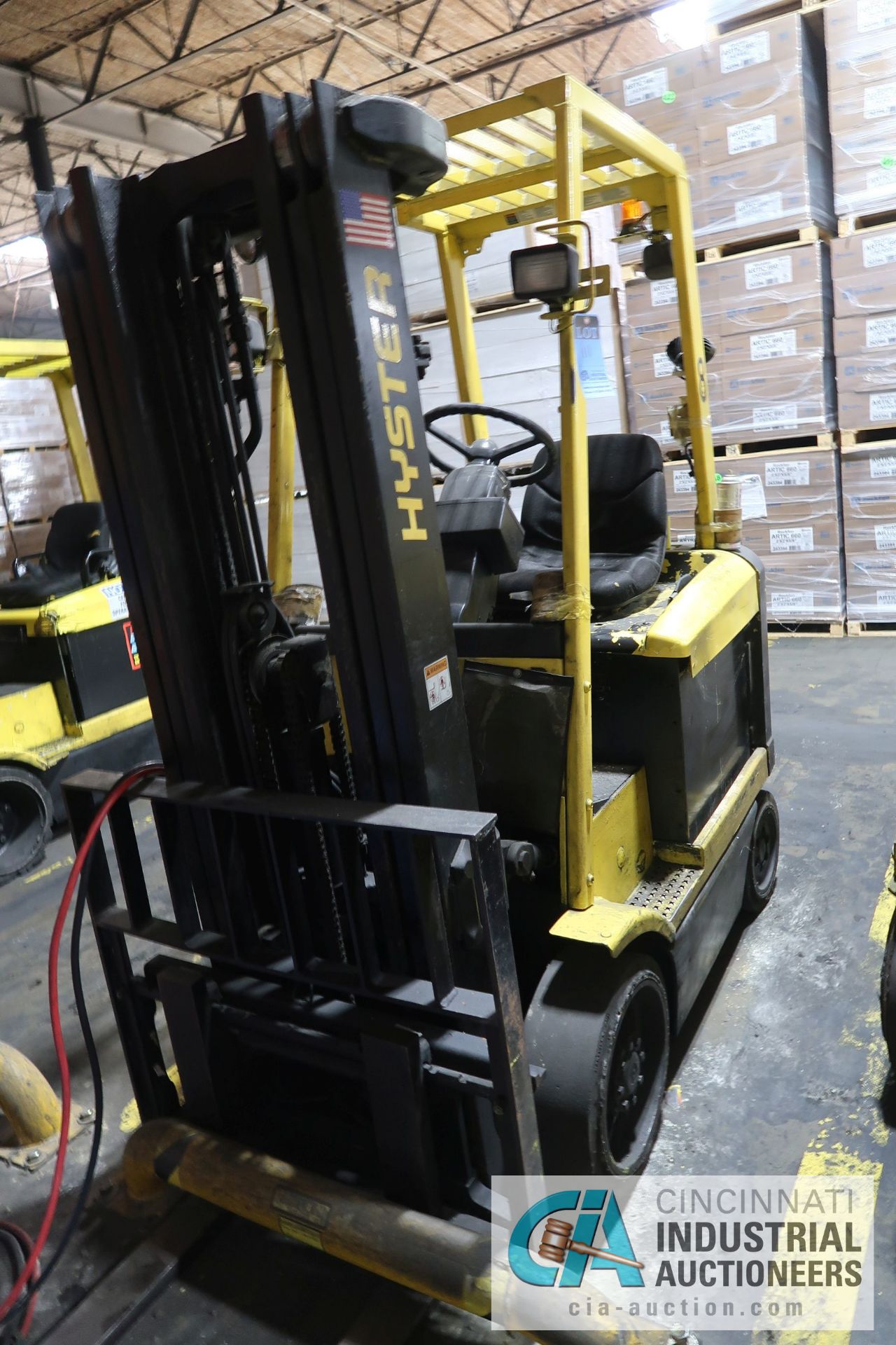 5,000 LB HYSTER MODEL E50XM-27 ELECTRIC SOLID TIRE LIFT TRUCK; S/N F108V13995V, 3-STAGE MAST, 82"