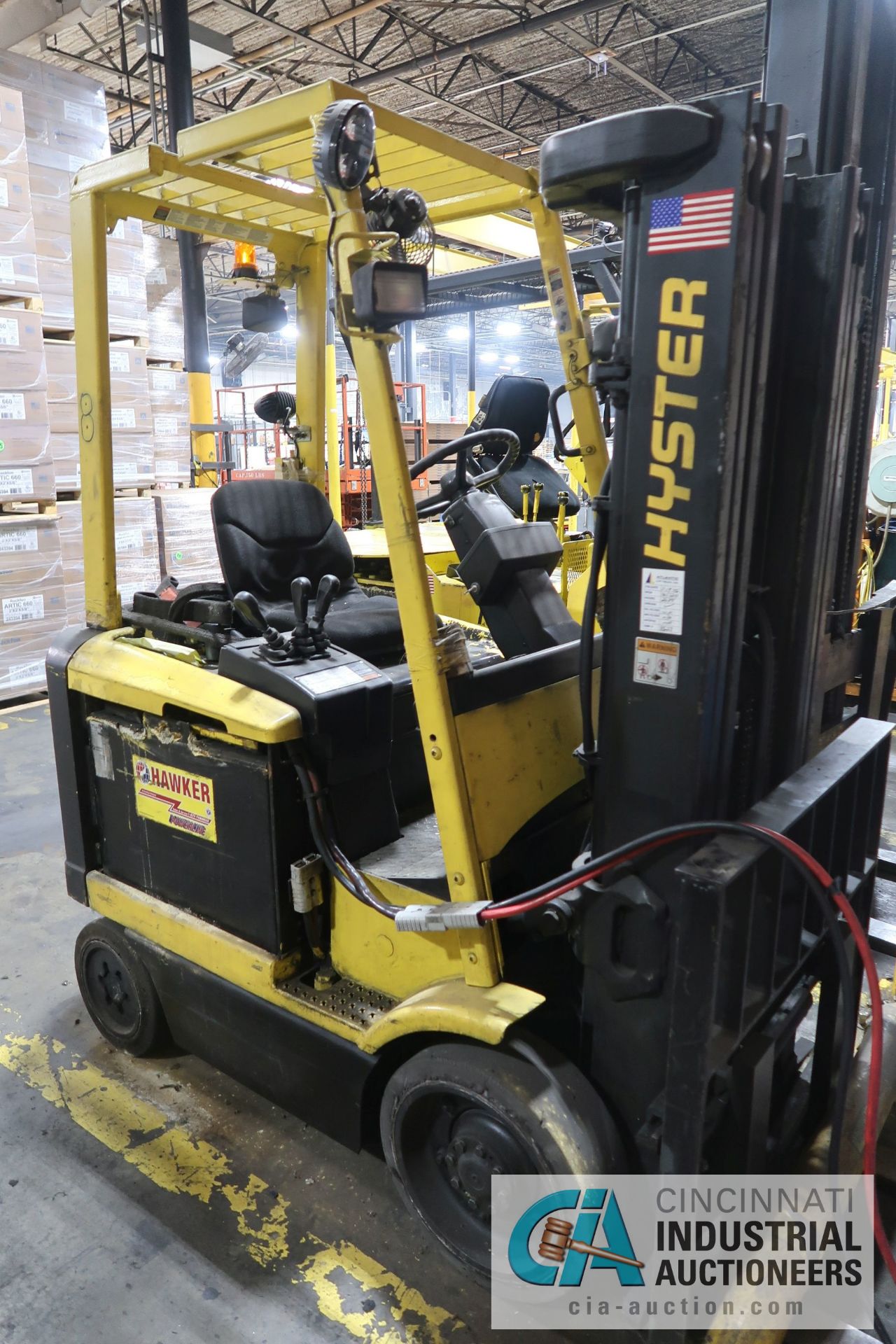 5,000 LB HYSTER MODEL E50XM-27 ELECTRIC SOLID TIRE LIFT TRUCK; S/N F108V13995V, 3-STAGE MAST, 82" - Image 2 of 8
