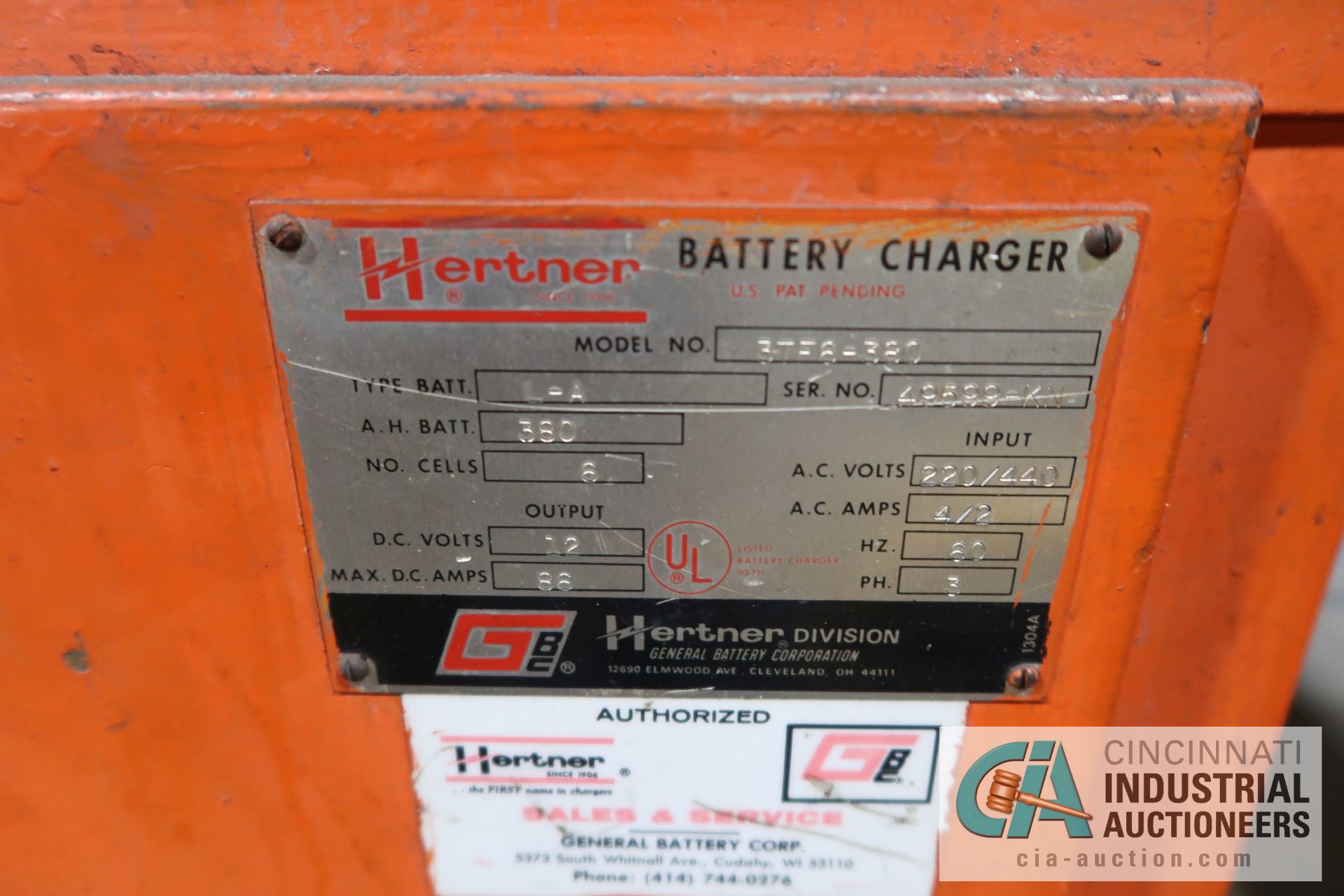 12-VOLT HERTNER MODEL 3TF6-380 BATTERY CHARGER; S/N 49599-X1 - Image 2 of 2