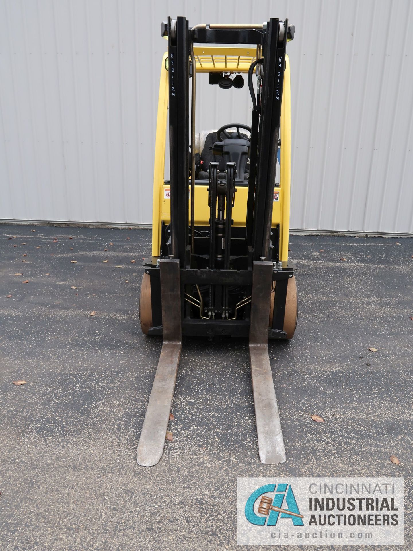 7,000 LB HYSTER MODEL S70 FT LP GAS FORKLIFT; S/N G187V02112M, 80" MAST HEIGHT, 122" MAX LIFT - Image 2 of 11