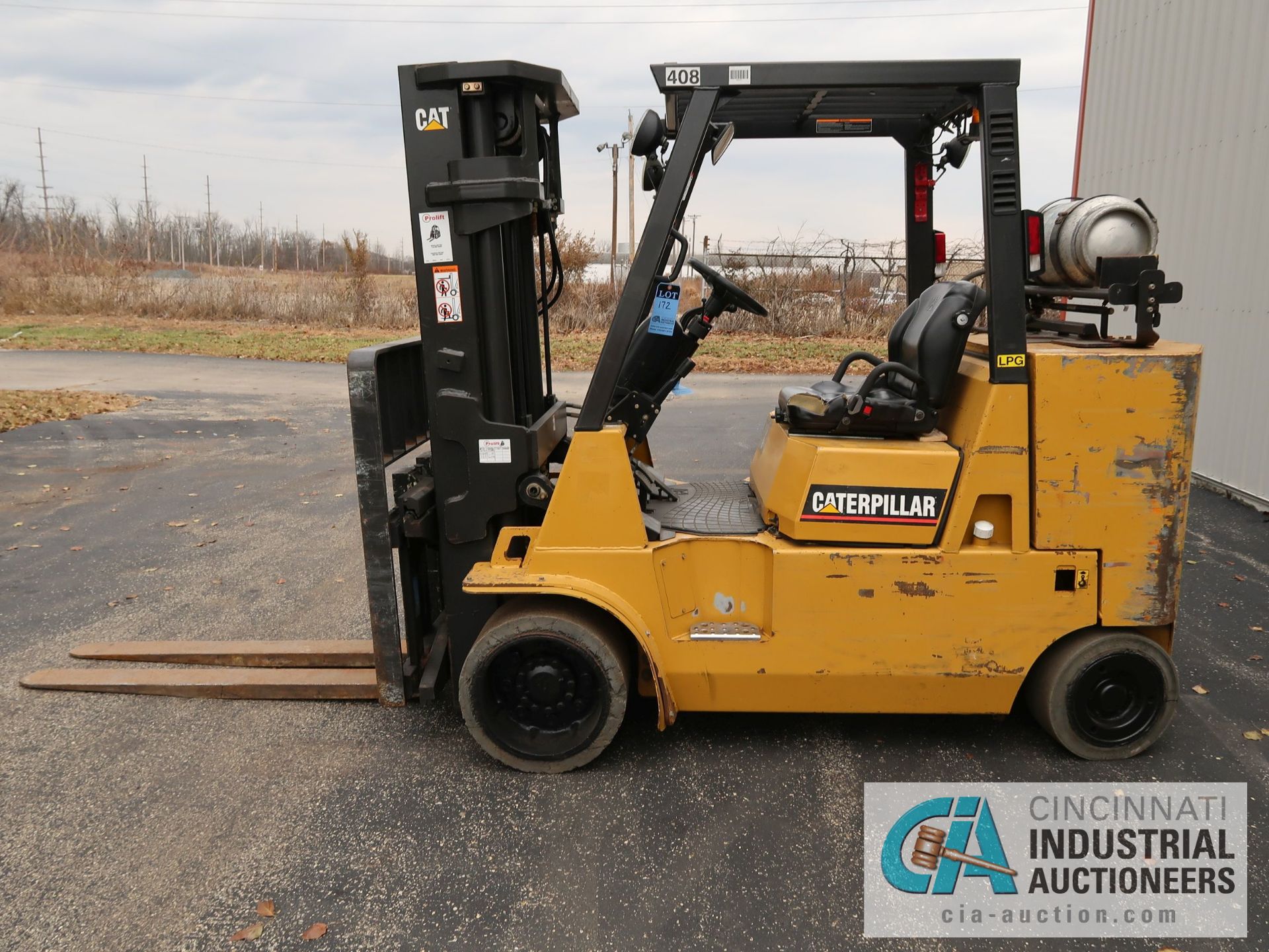 11,000 LB CATERPILLAR MODEL GC55K LP GAS FORK LIFT; S/N AT88A00314, 84" MAST HEIGHT, 172" LIFT - Image 8 of 11