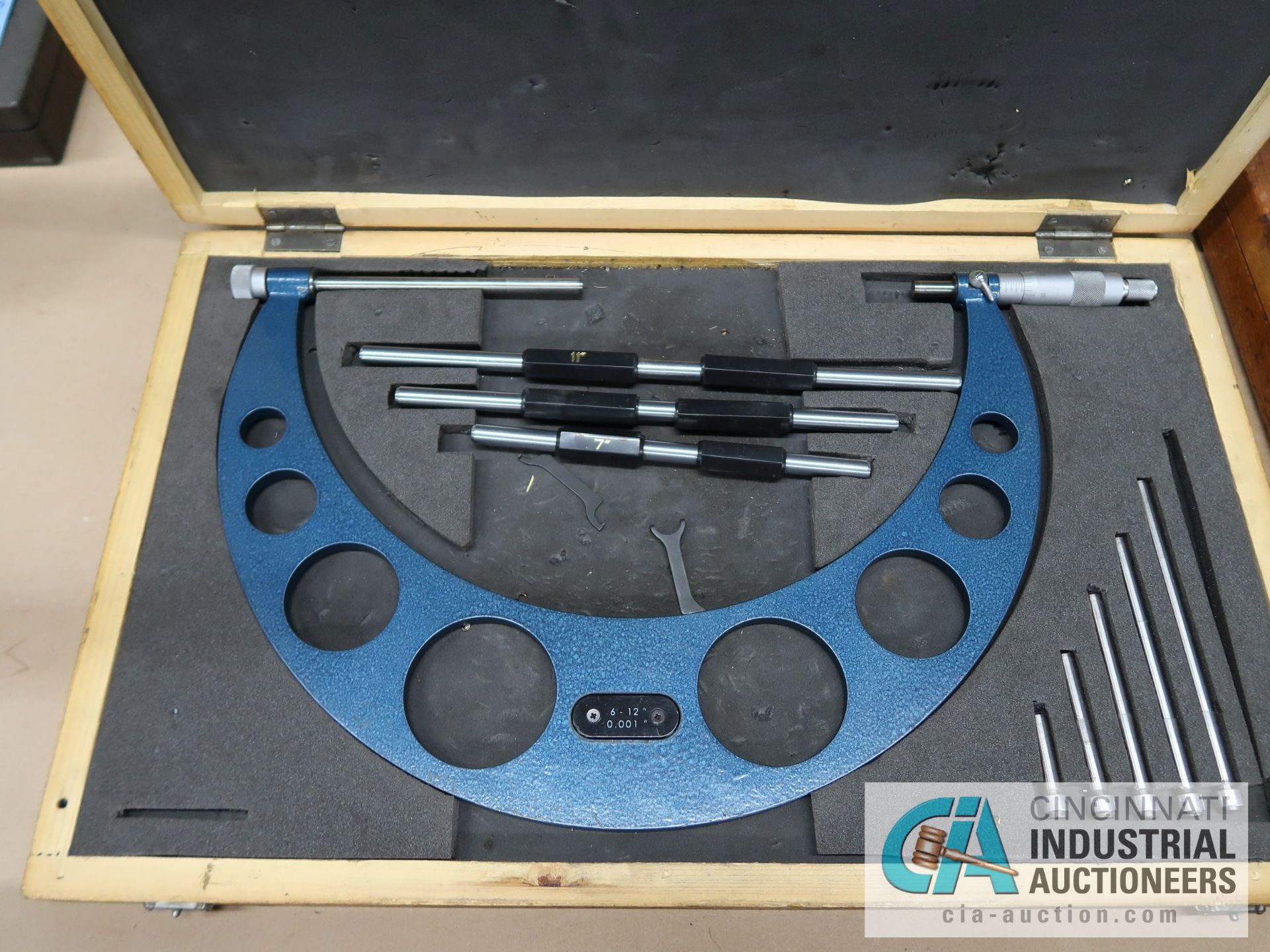 6" - 12" OUTSIDE DIAMETER MICROMETER WITH (10) MISC. SIZE IN BASKET