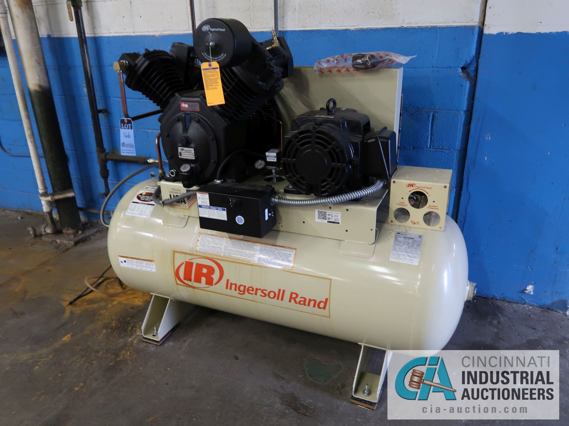 15-HP INGERSOLL RAND MODEL 7100E15-VP HORIZONTAL TANK MOUNTED AIR COMPRESSOR; S/N CBV5391689