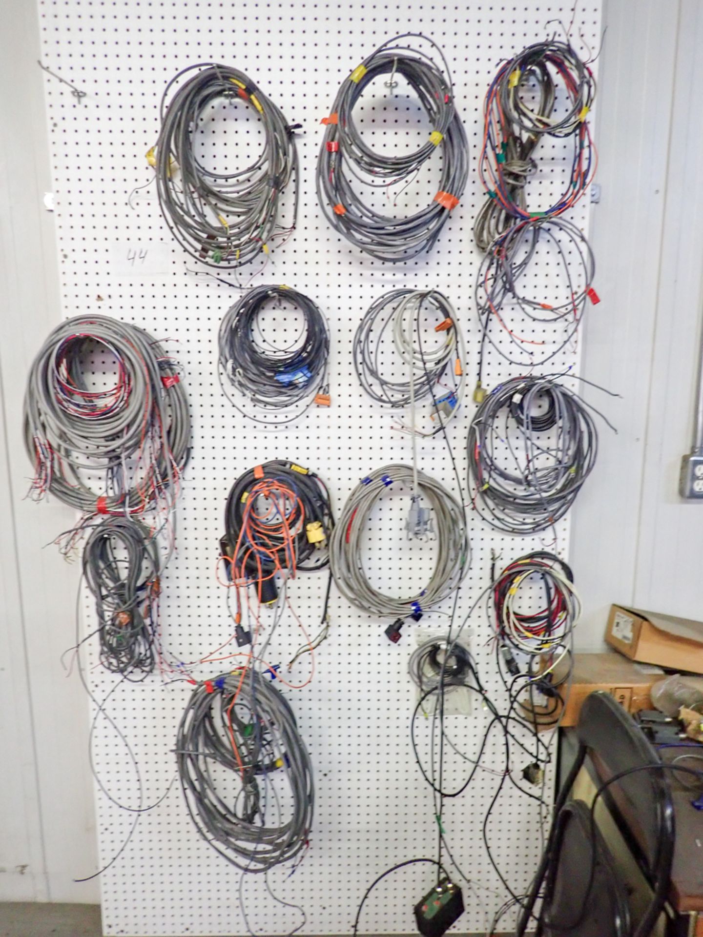 LOT OF ASSORTED WIRE