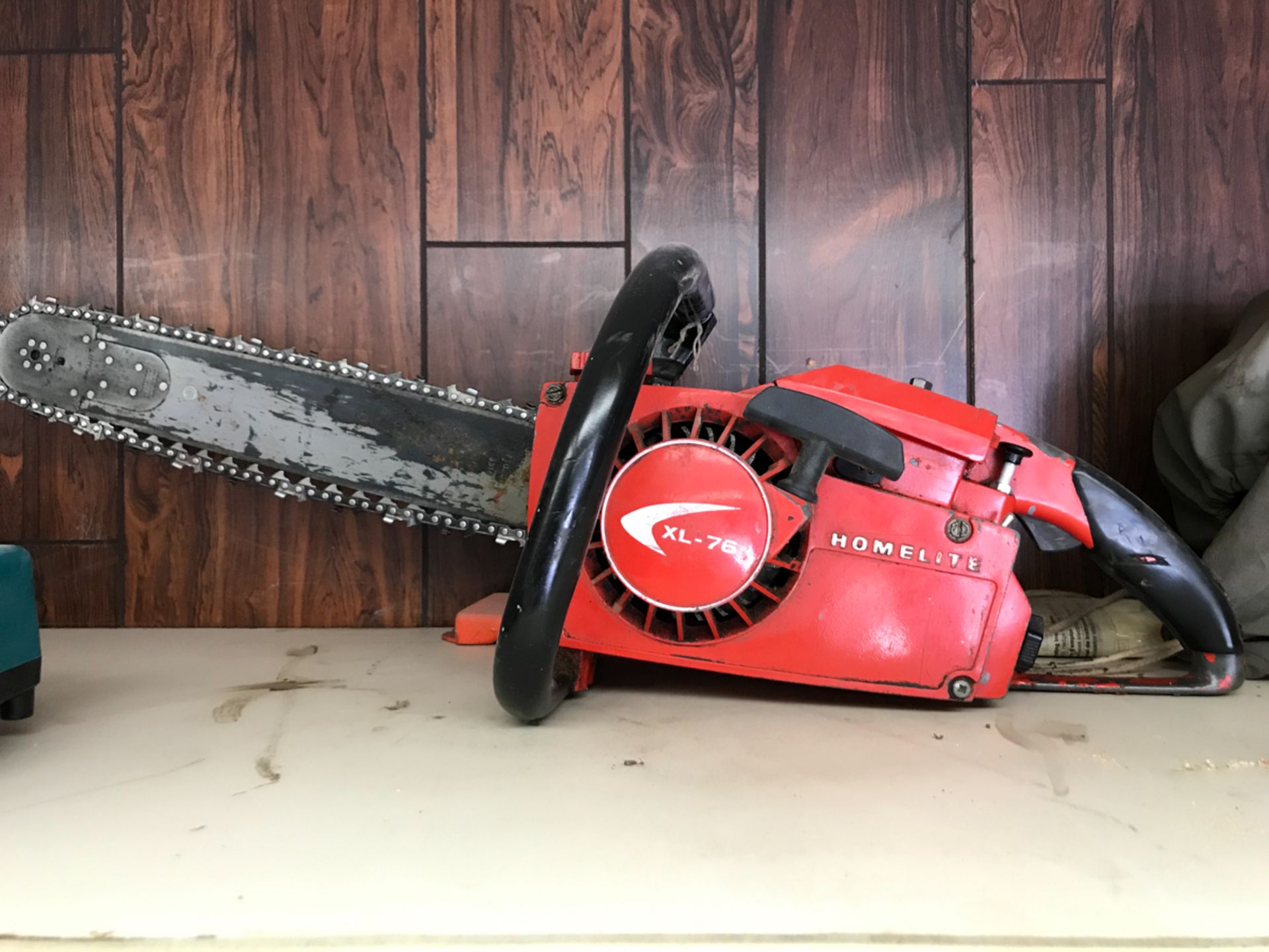 Chainsaw - Homelite