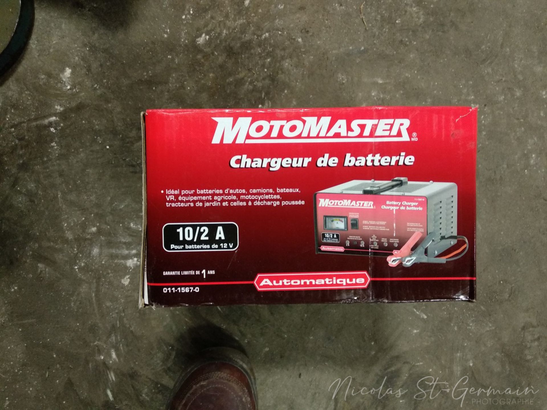 12V Battery Charger, Motomaster, 10/2 A