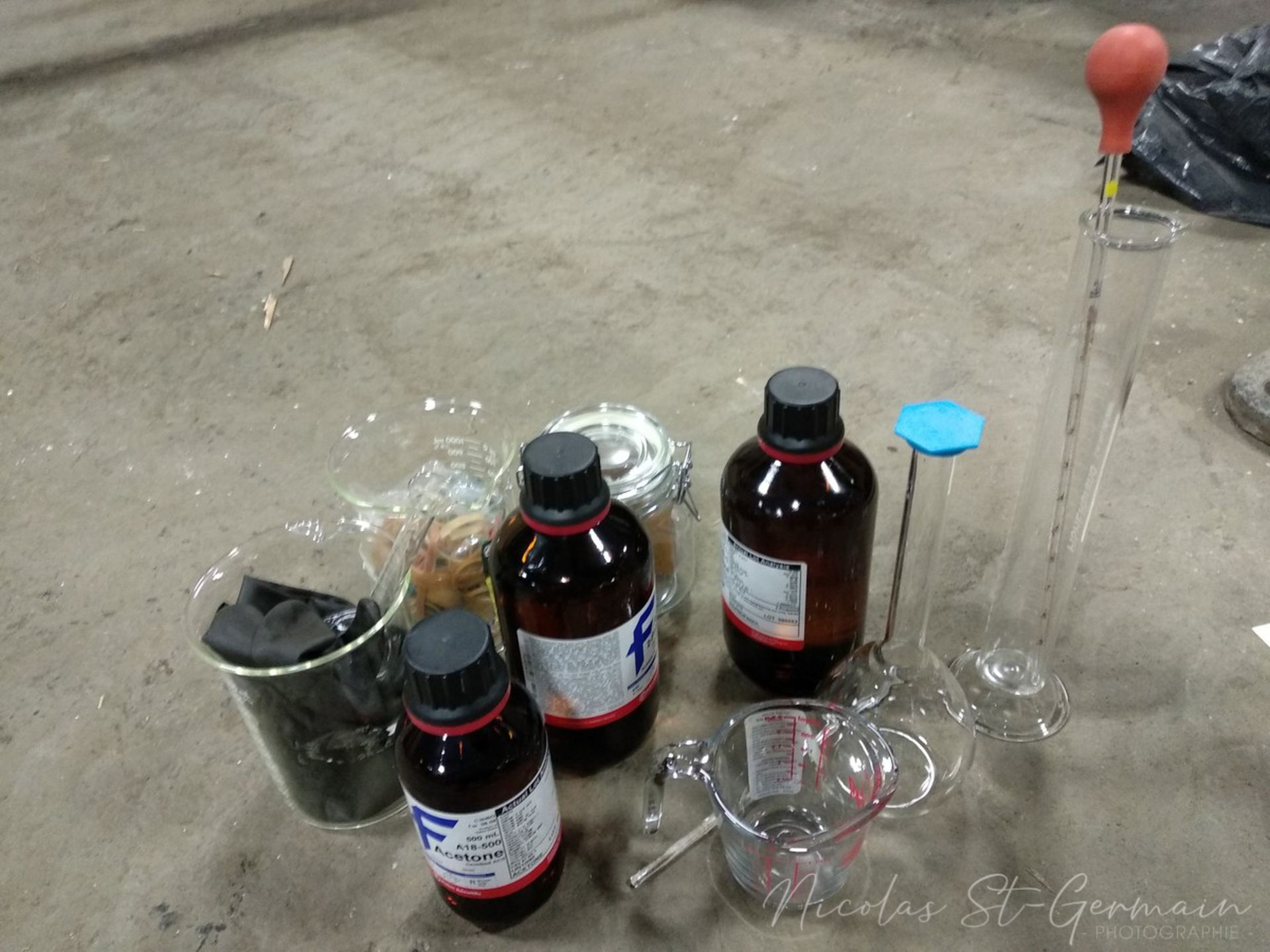 Laboratory Equipment & Supplies. Pyrex, Isopropyl Alcohol, etc. - Image 3 of 4
