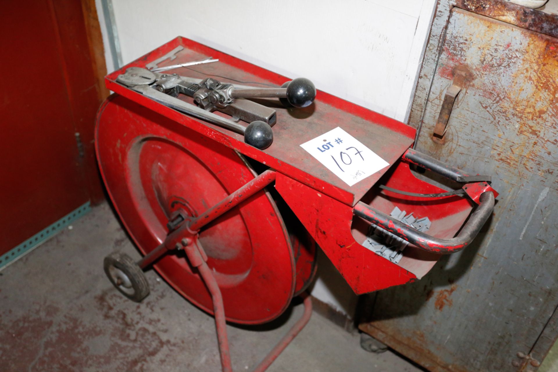 MANUAL STRAPPING MACHINE W/ TOOLING