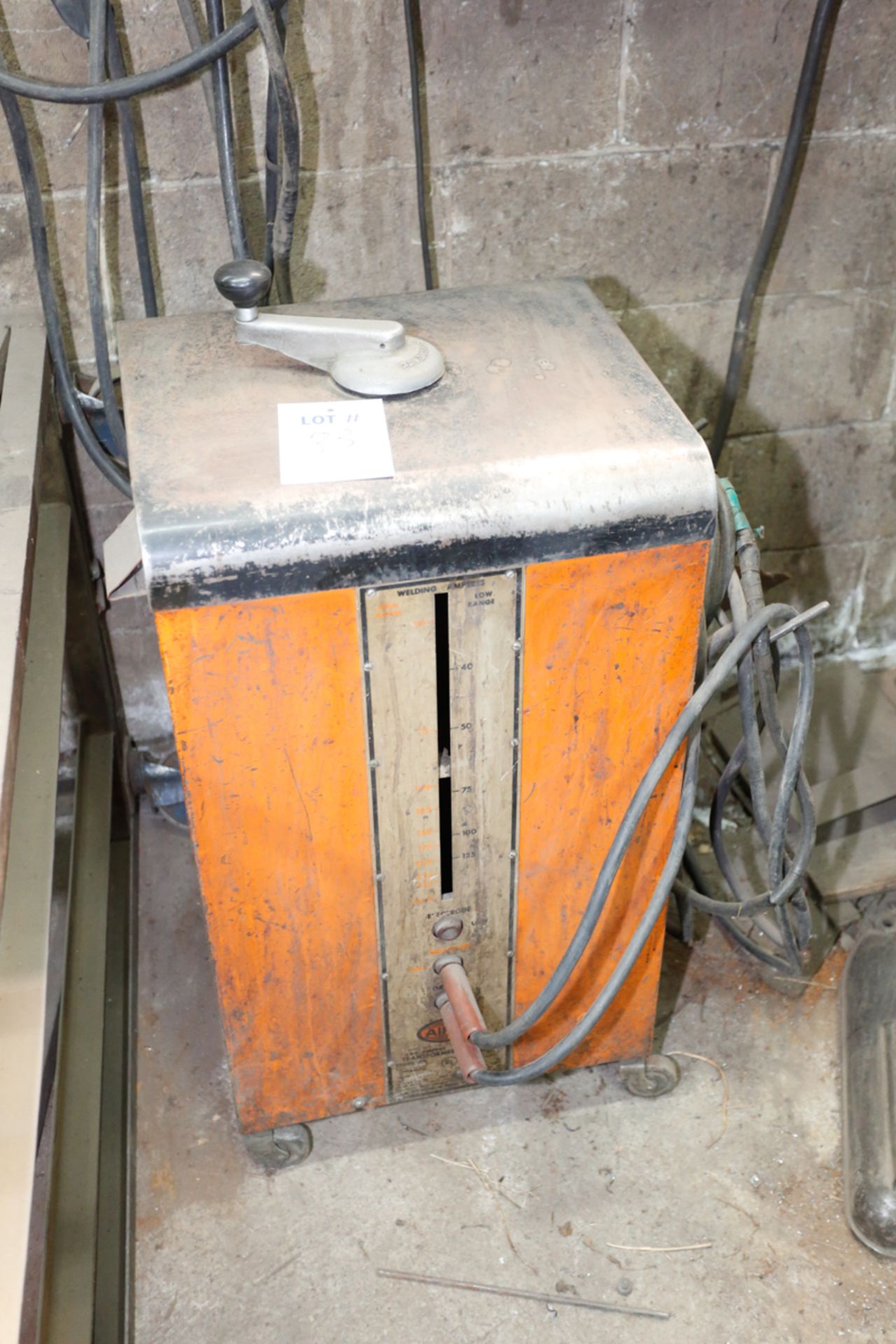 AIRCO 250 AMP WELDER