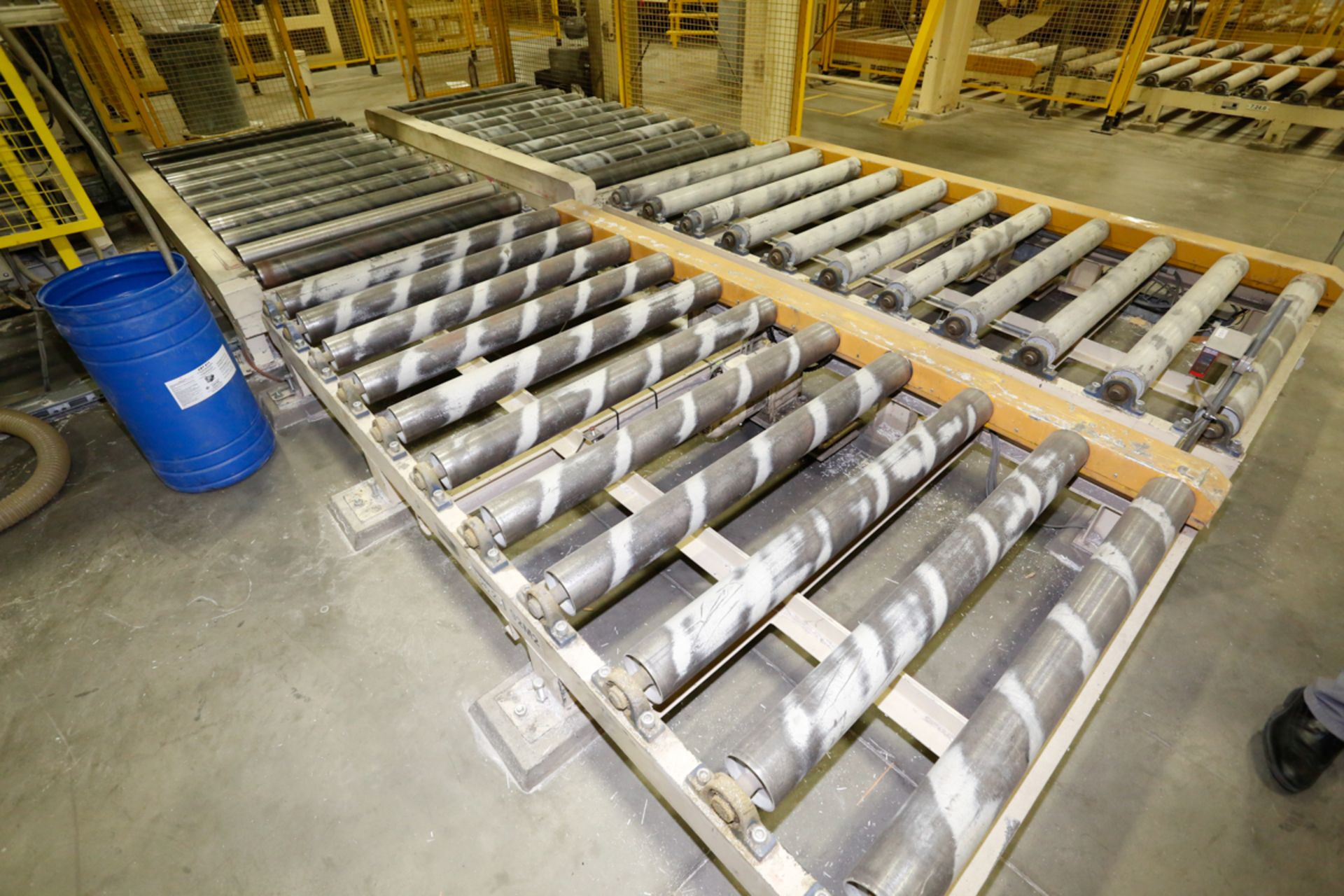 9' X 47' OUTBOUND CONVEYORS, 4" ROLLS (COMPRISING OF ITEM #1.25.0, 1.25.1, 1.25.2, 1.25.3, 1.26.0, - Image 2 of 2
