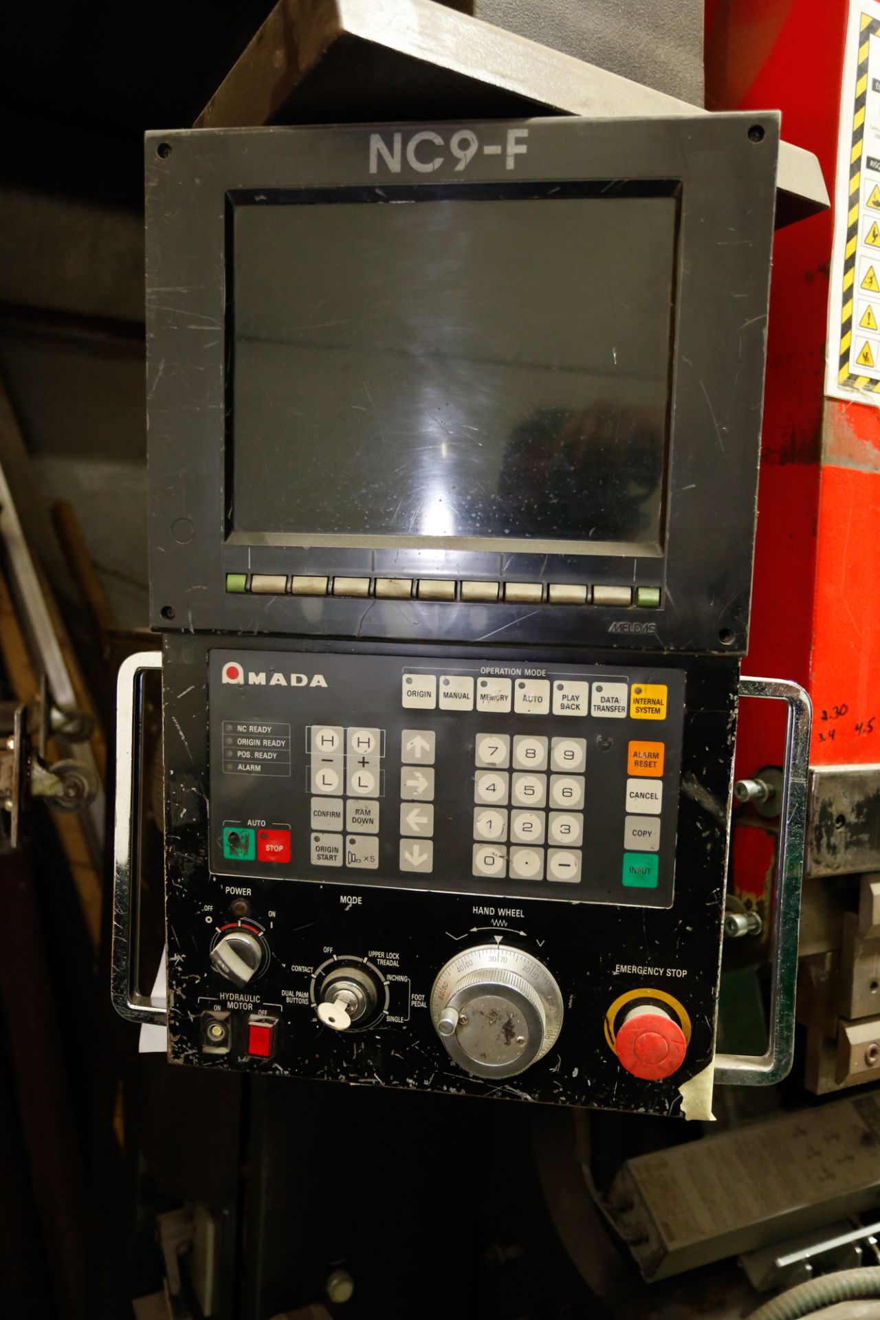 AMADA FBD-8025F CNC PRESS BRAKE, 80 TON X 80", CNC BACKGAGE, 460 VOLTS, WEIGHT: 12236 LBS (LOCATED - Image 3 of 5