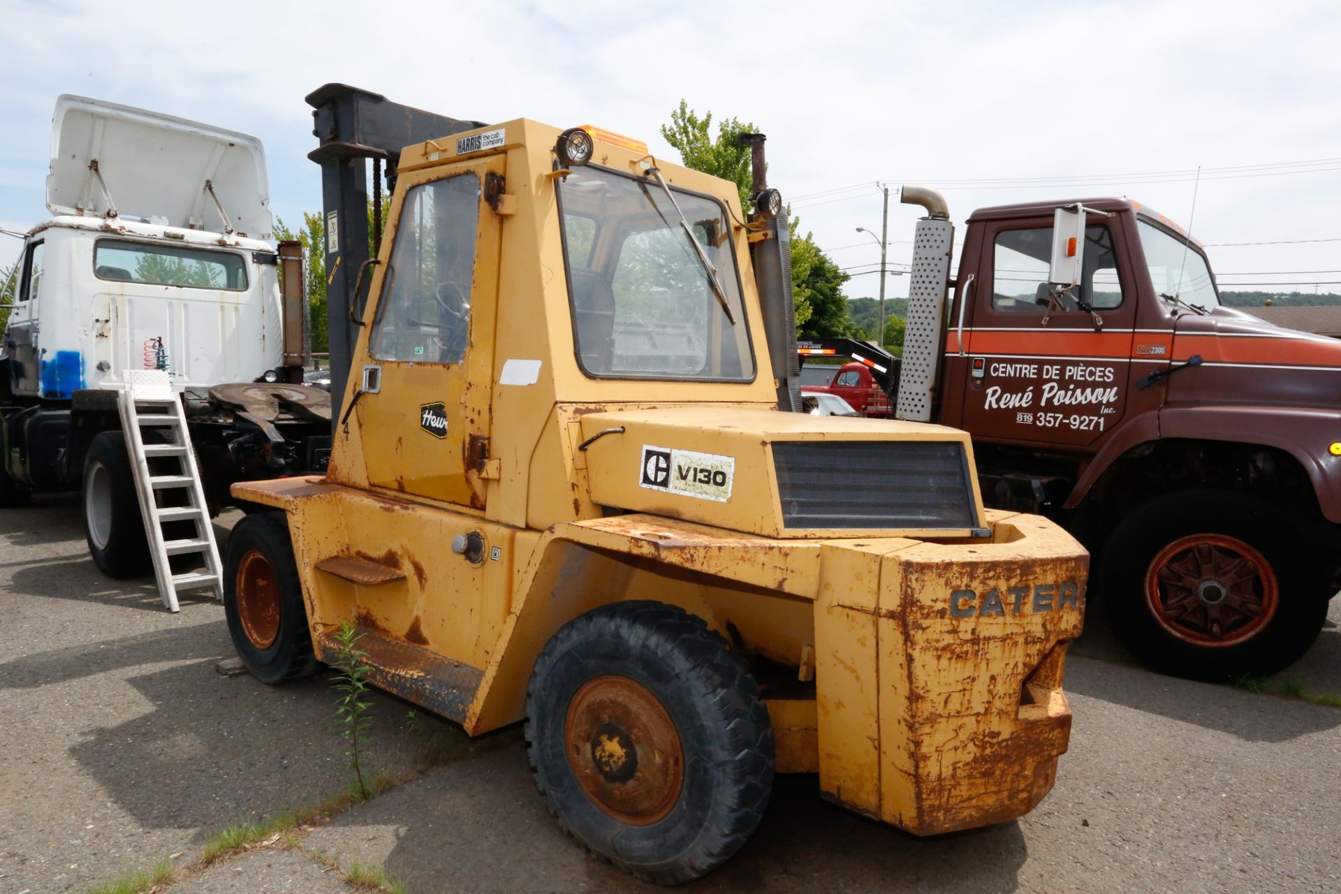 CATERPILLAR DIESEL FORKLIFT, 12500 LBS CAP., CABIN (LOCATED IN VICTORIAVILLE, QC) - Image 6 of 6