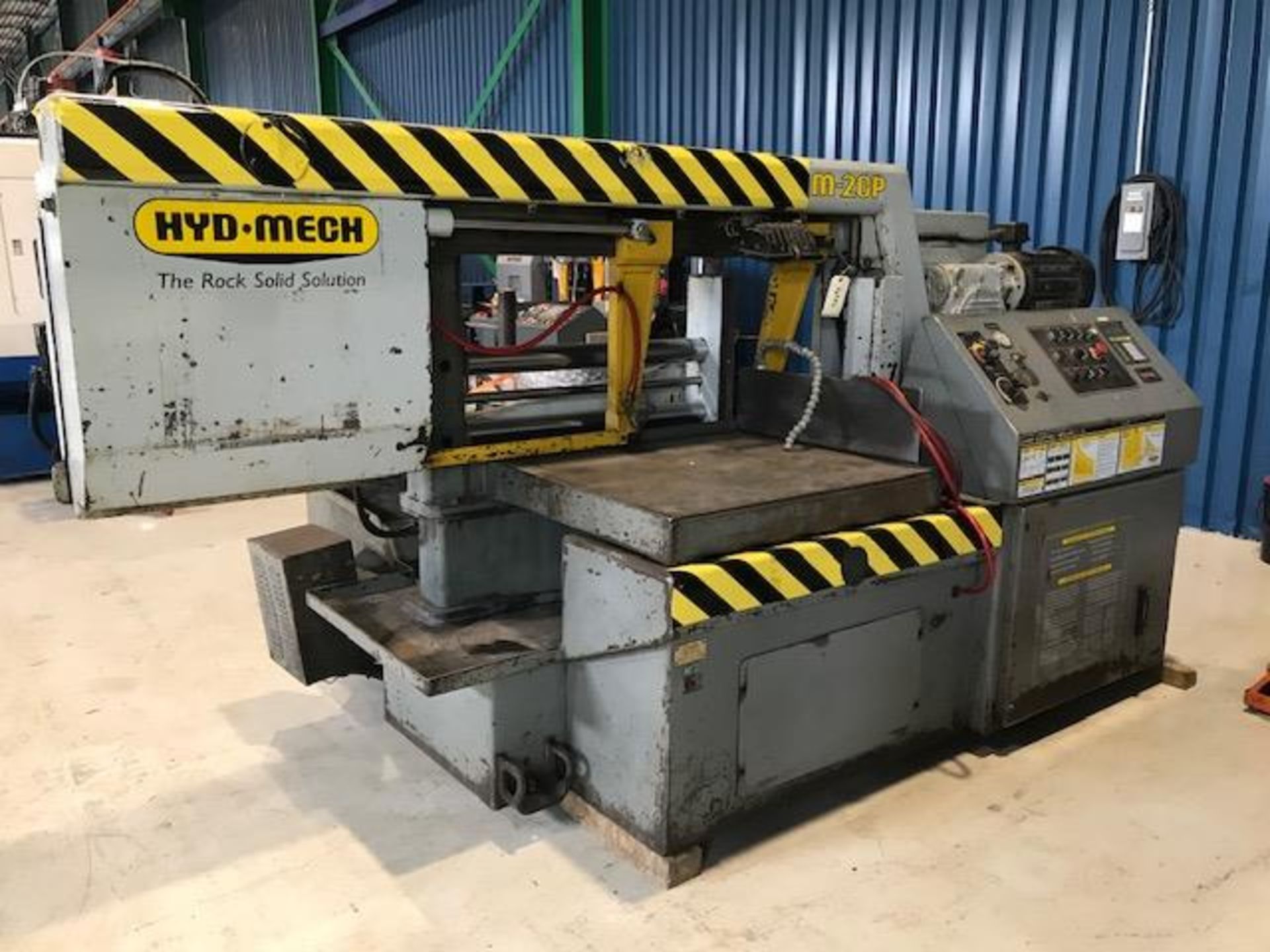 HYD-MECH M-20P HORIZONTAL BAND SAW, S/N: T0401219, 600 VOLTS (LOCATED IN VAUDREUIL-DORION, QC)