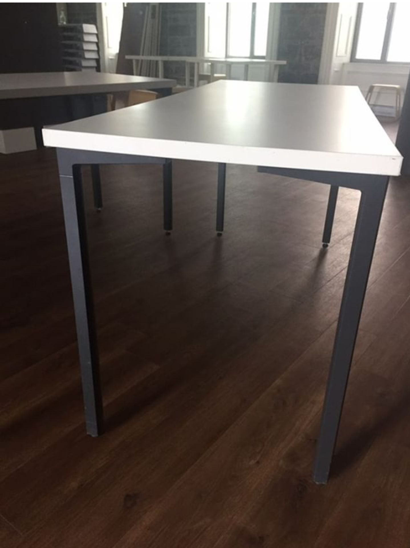 HERMAN MILLER WORK TABLES(LOCATED IN ST-REMI, QC)