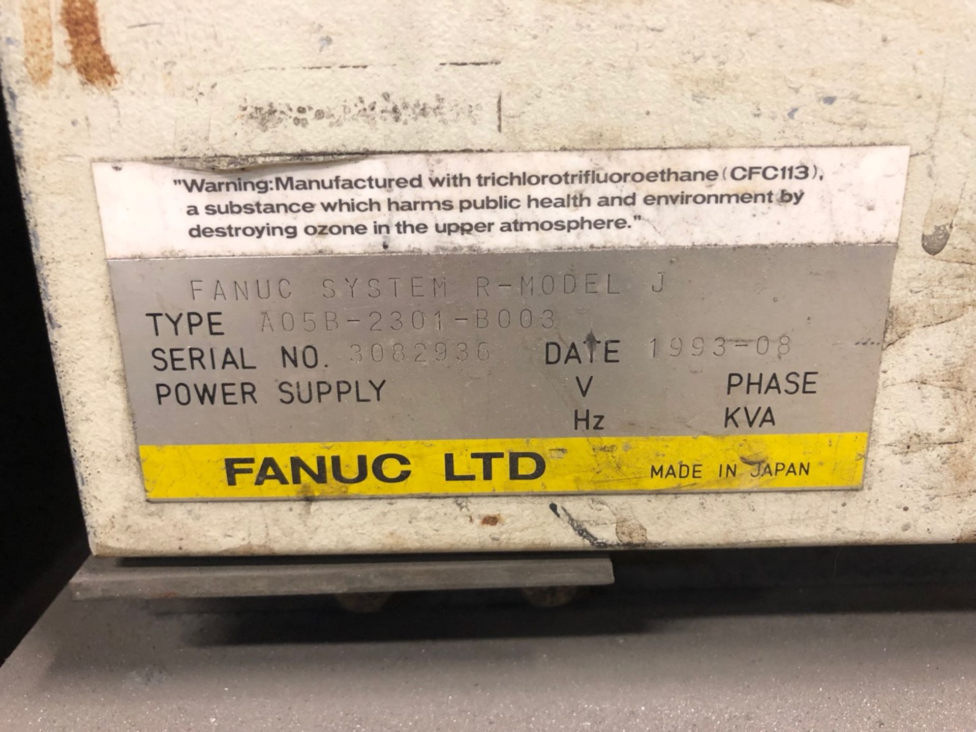 FANUC 6 AXIS PICK & PLACE ROBOT F-44399 TYPE A05B-1212-B202, S/N: NO. R99Y76400 (1999) (LOCATED IN - Image 4 of 9