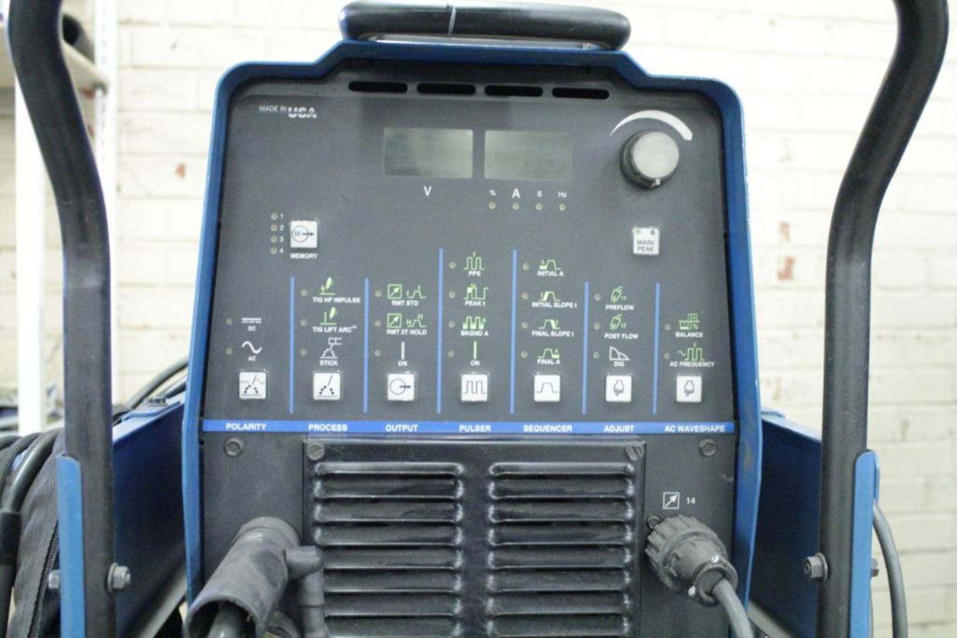 Miller Dynasty 300DX tig welder complete package w/ foot control - Image 4 of 6