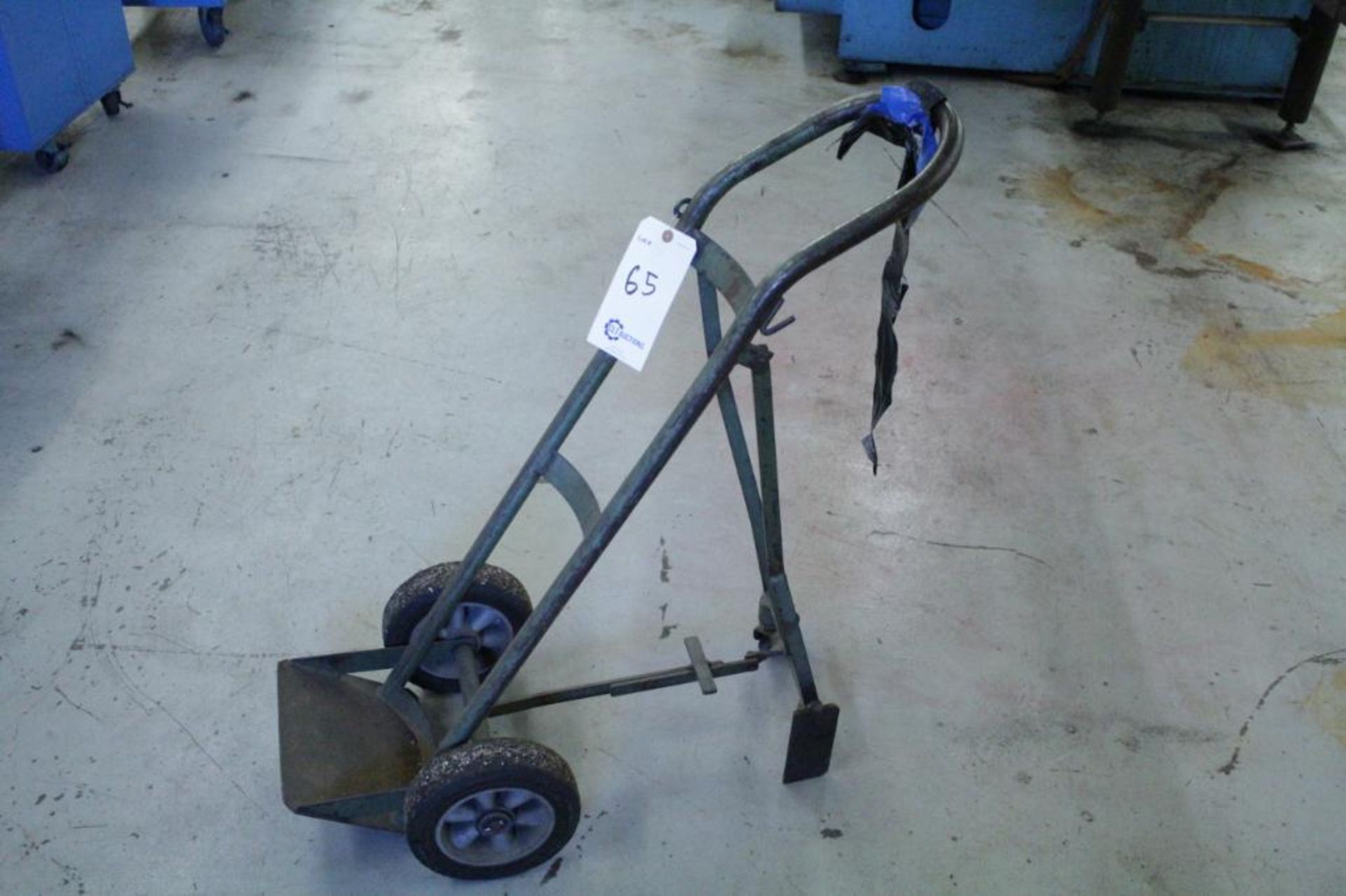 Gas cylinder cart