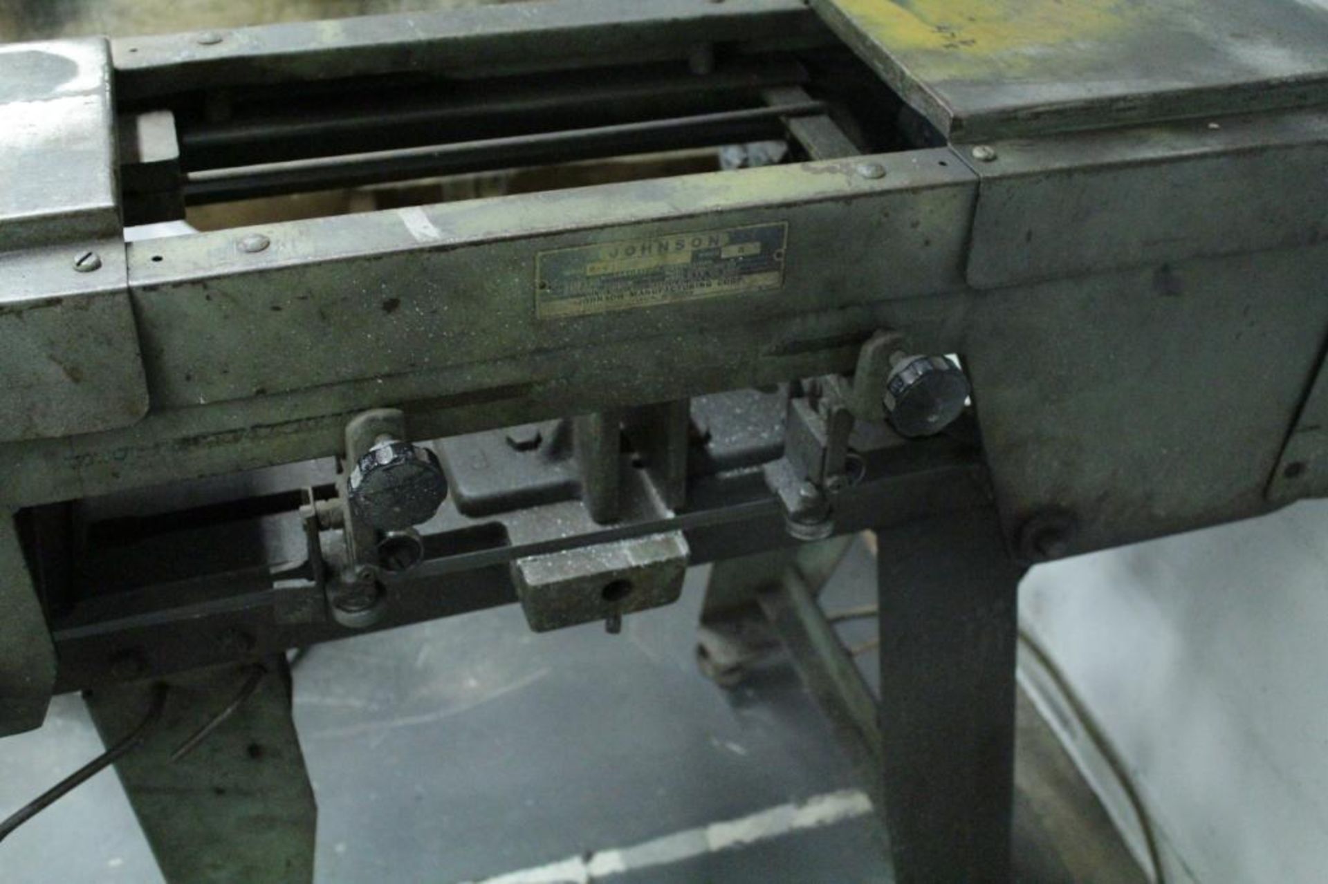 Johnson Model B horizontal bandsaw - Image 2 of 4