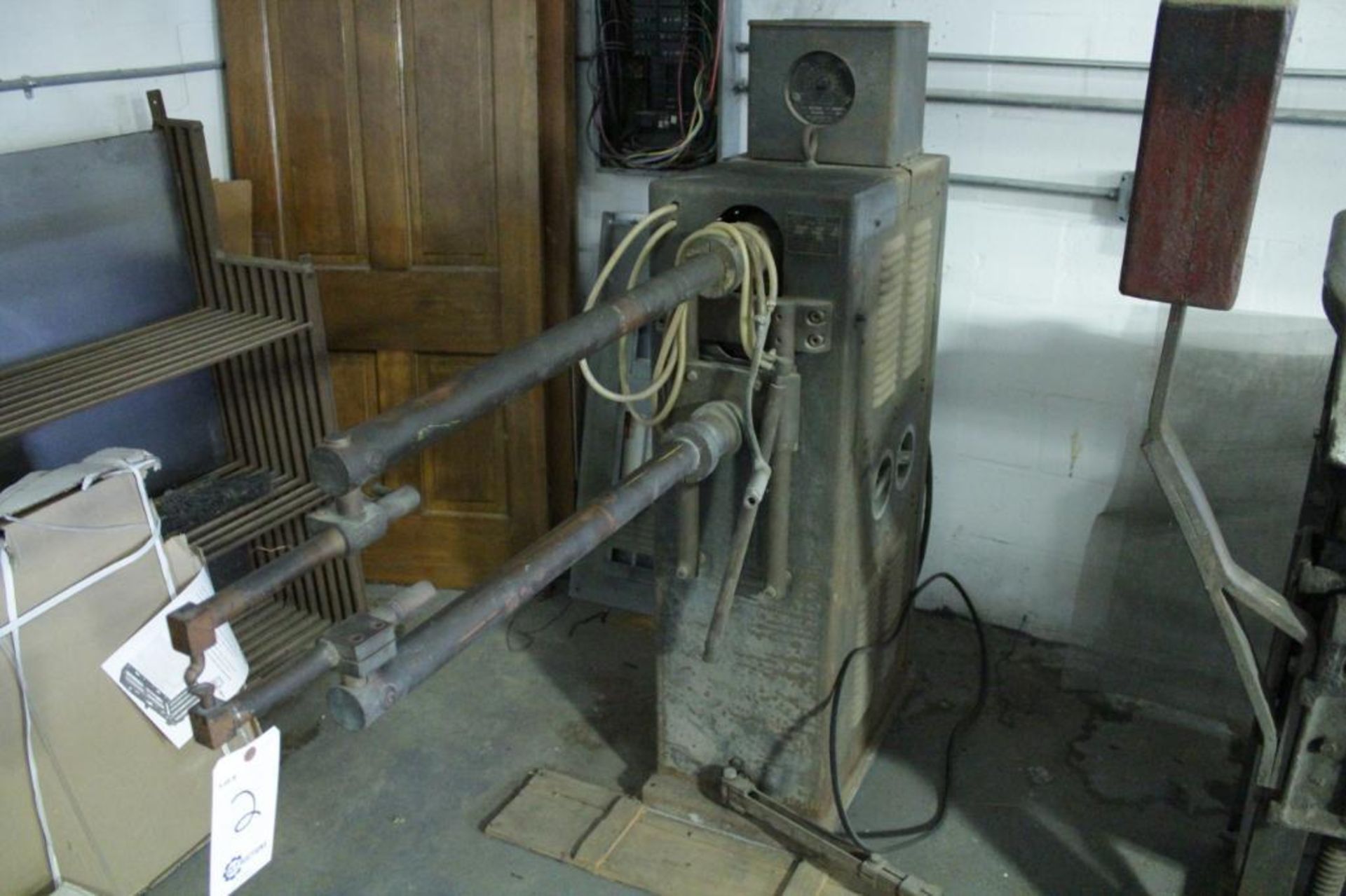 Peer model 103D 30 KVA spot welder