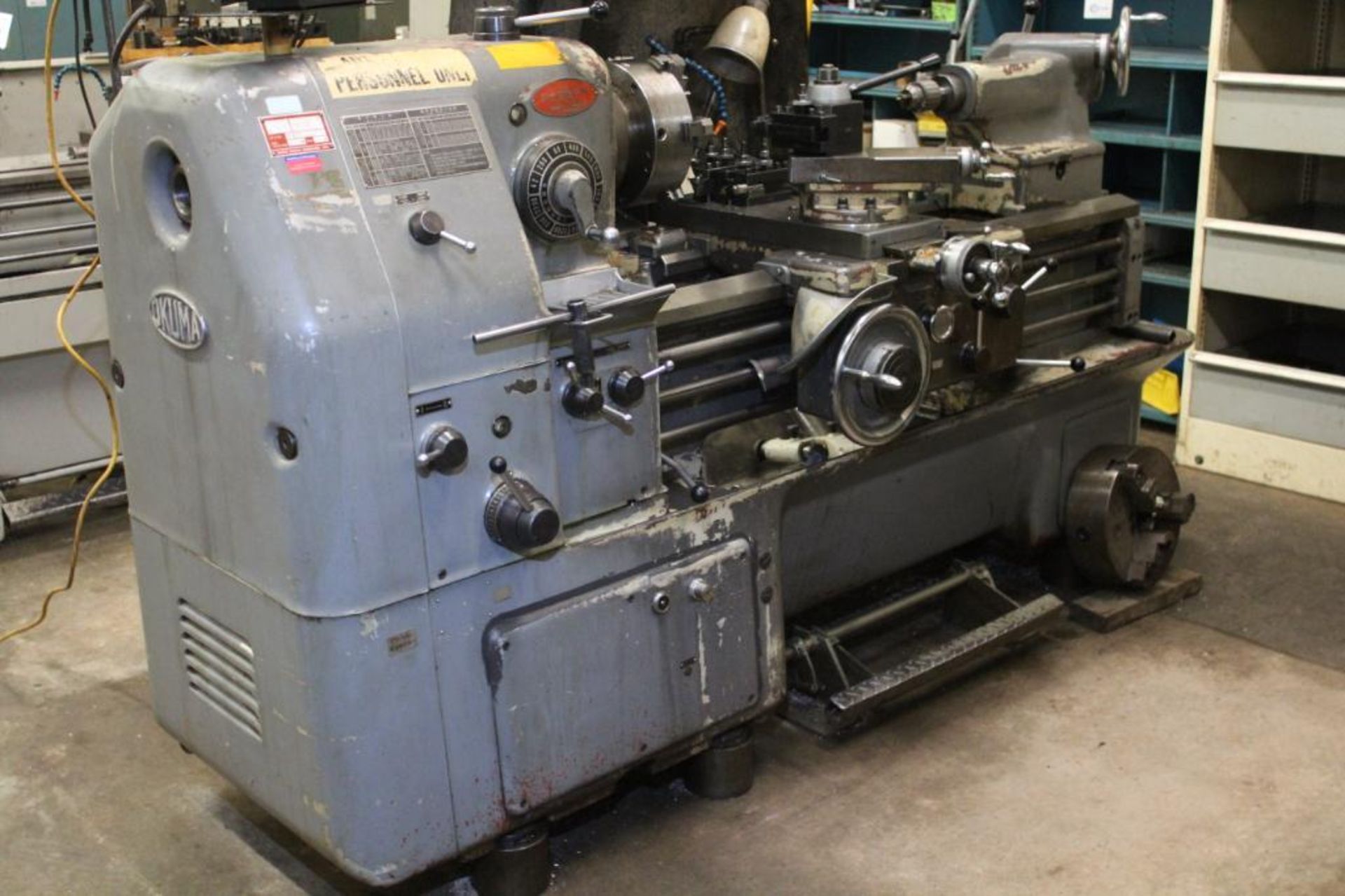 Okuma LS Engine lathe 21" x 30" - Image 2 of 16