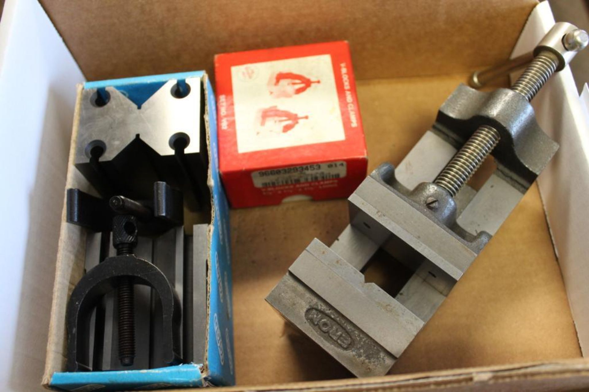 Vise & V-blocks - Image 2 of 4