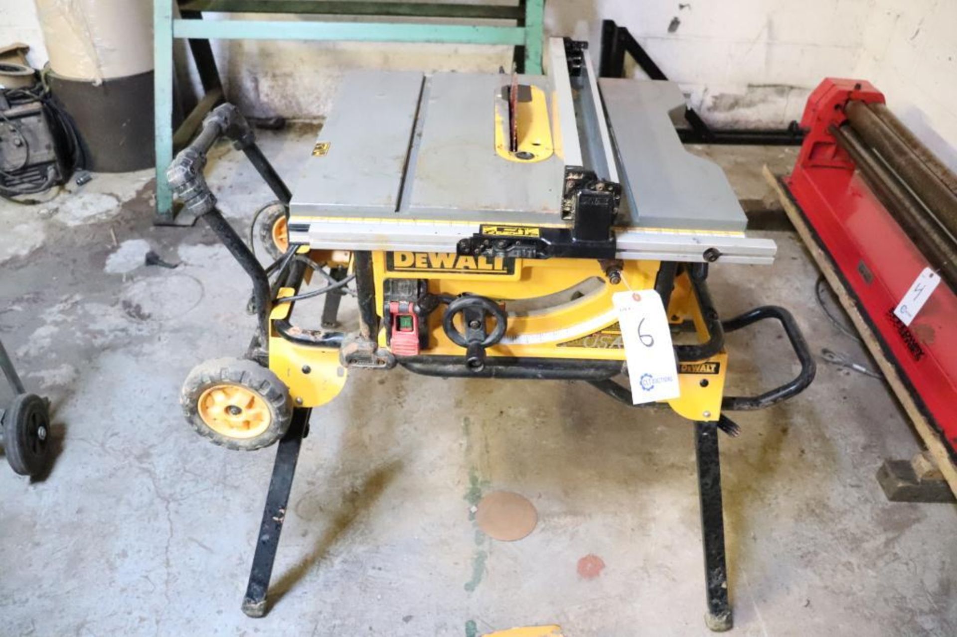 DeWalt DWE7491 10" portable table saw