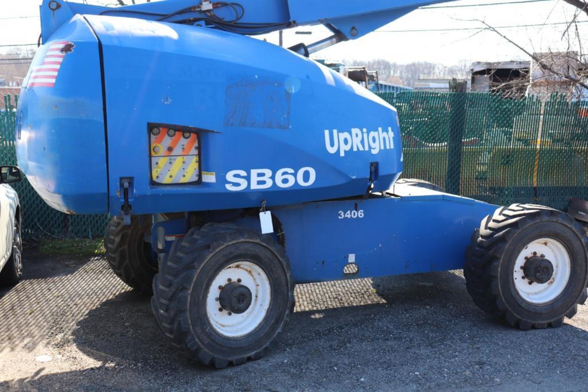 Upright SB60 telescopic boom lift - Image 2 of 9