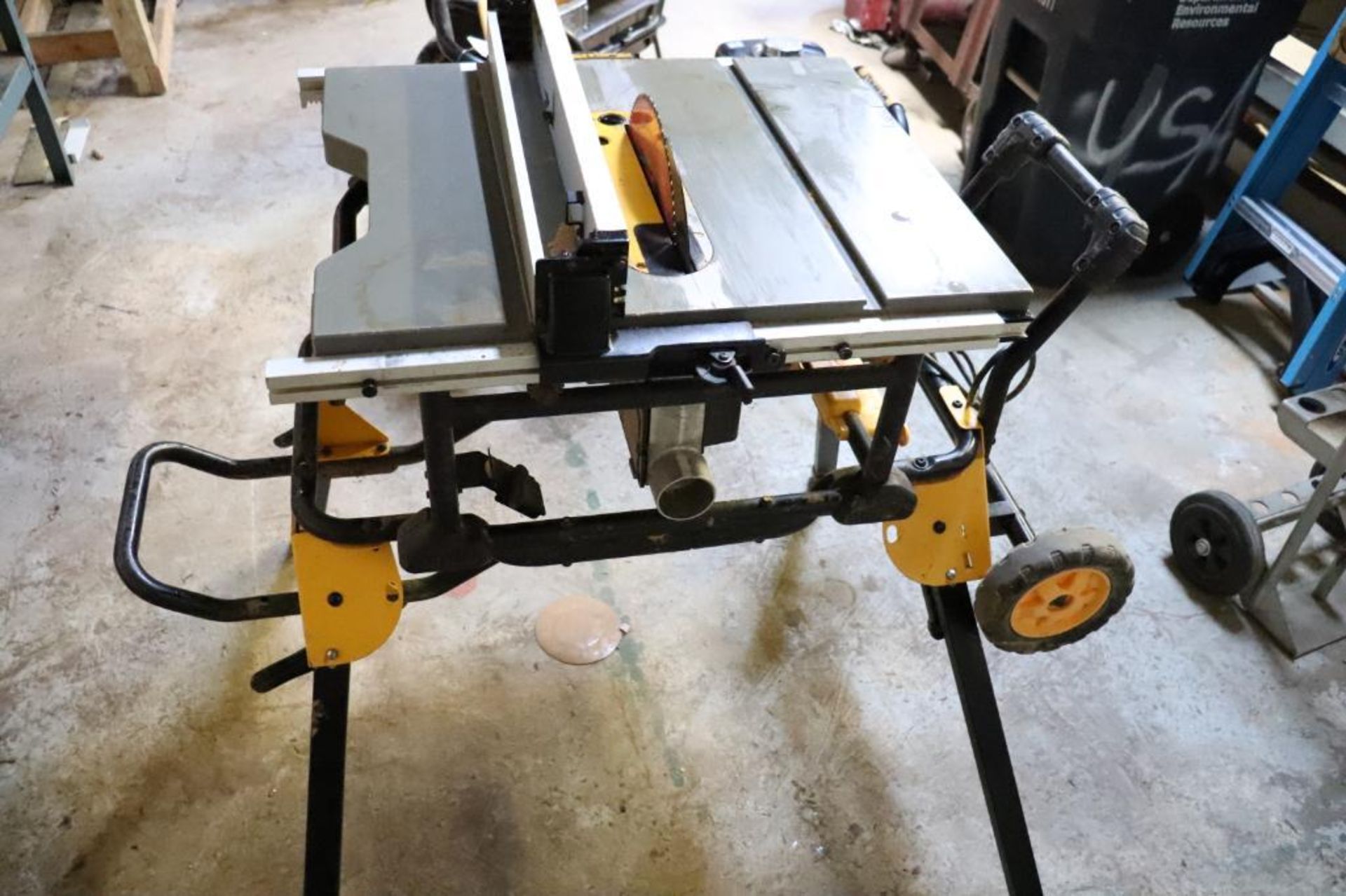 DeWalt DWE7491 10" portable table saw - Image 3 of 5