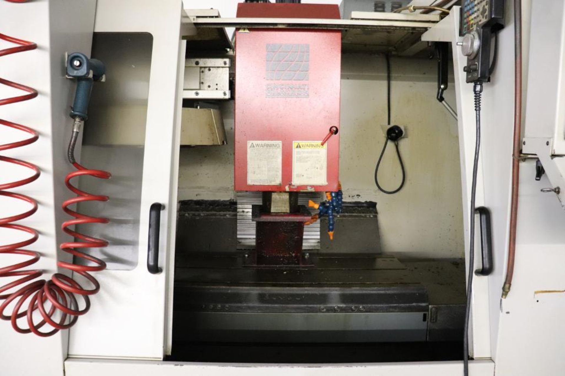 Cincinnati Milacron Arrow 1000 Vertical Machining Center *see notes* - Image 5 of 11