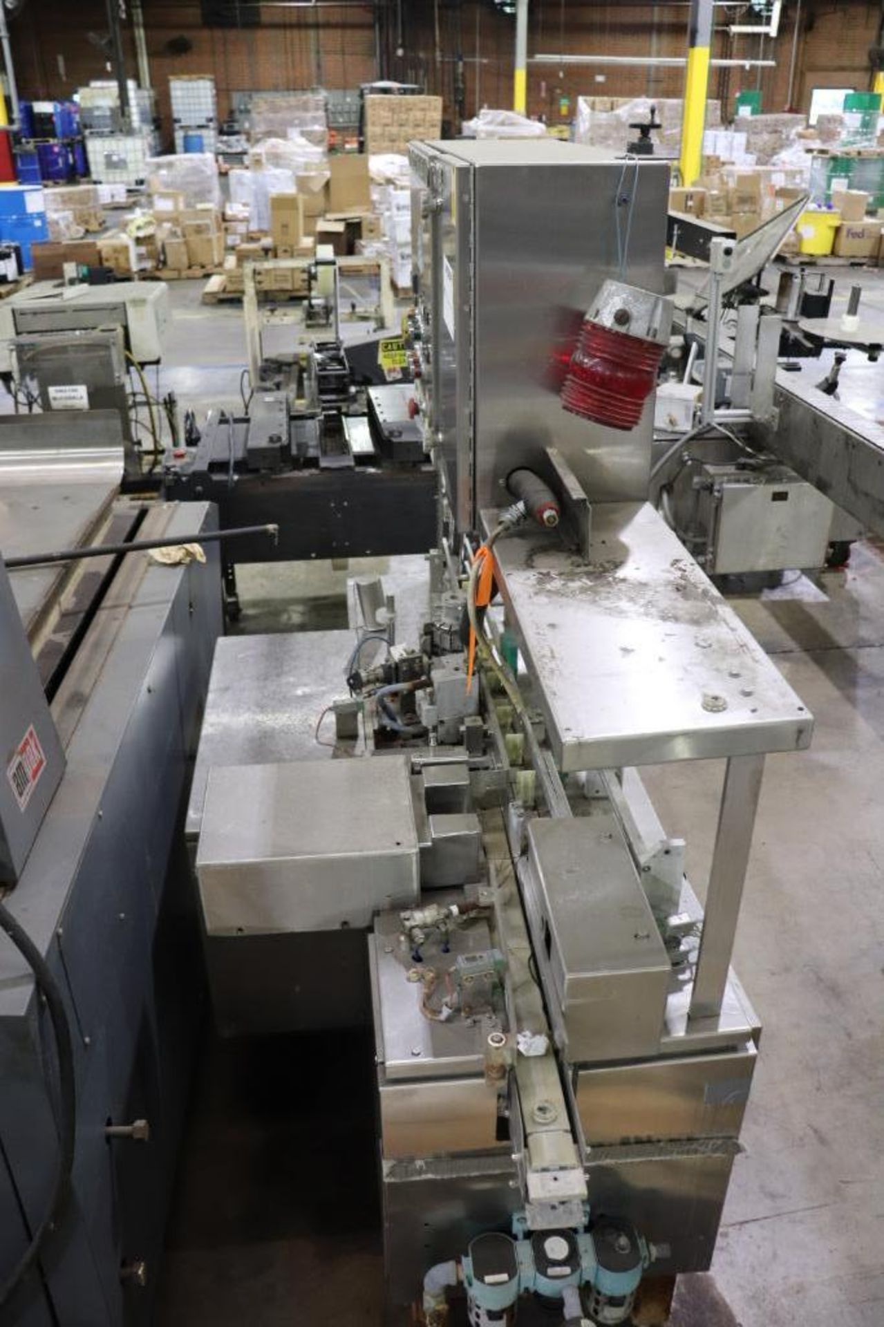 Packaging equipment - Image 6 of 8